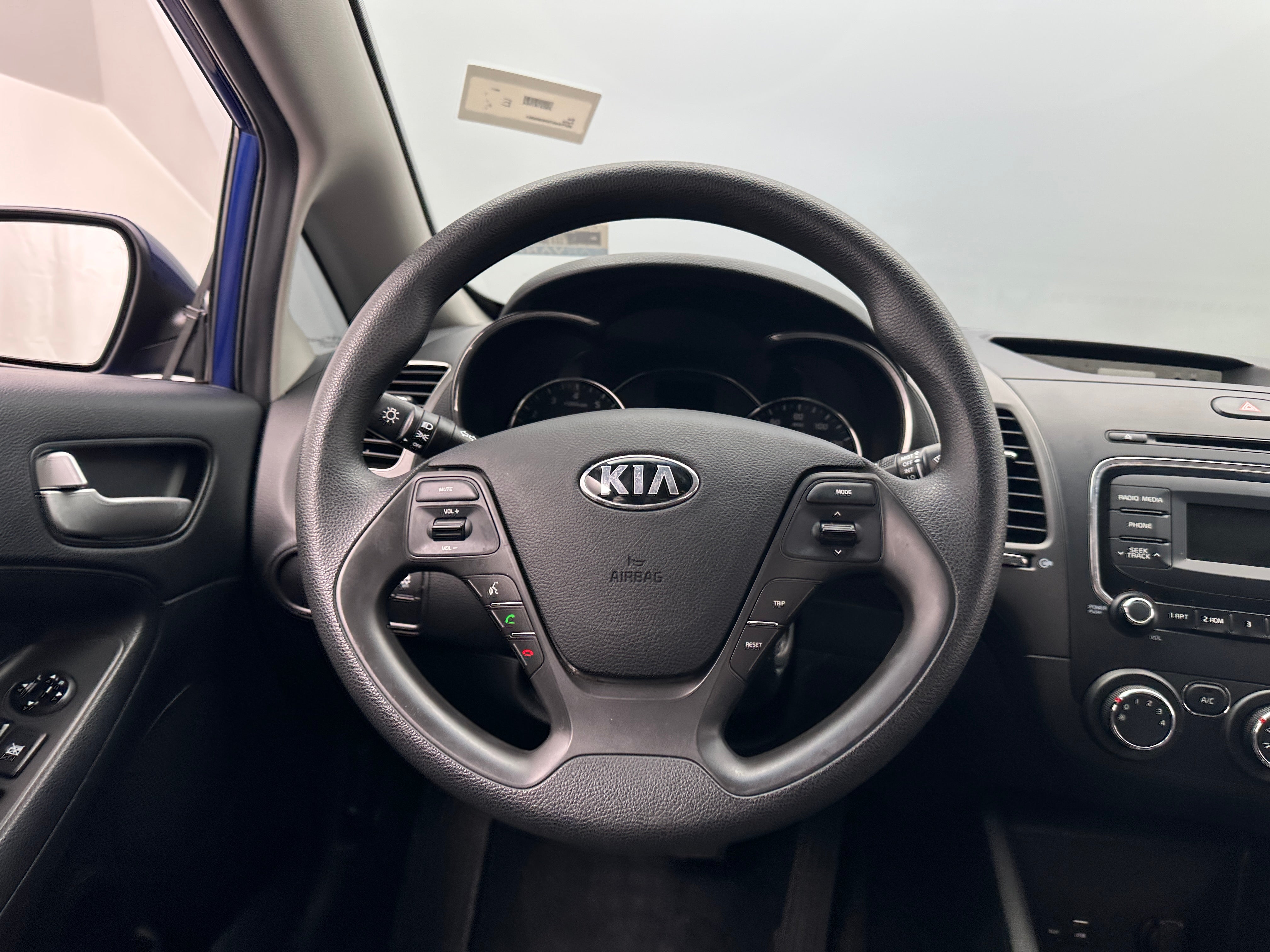 2017 Kia Forte LX 5