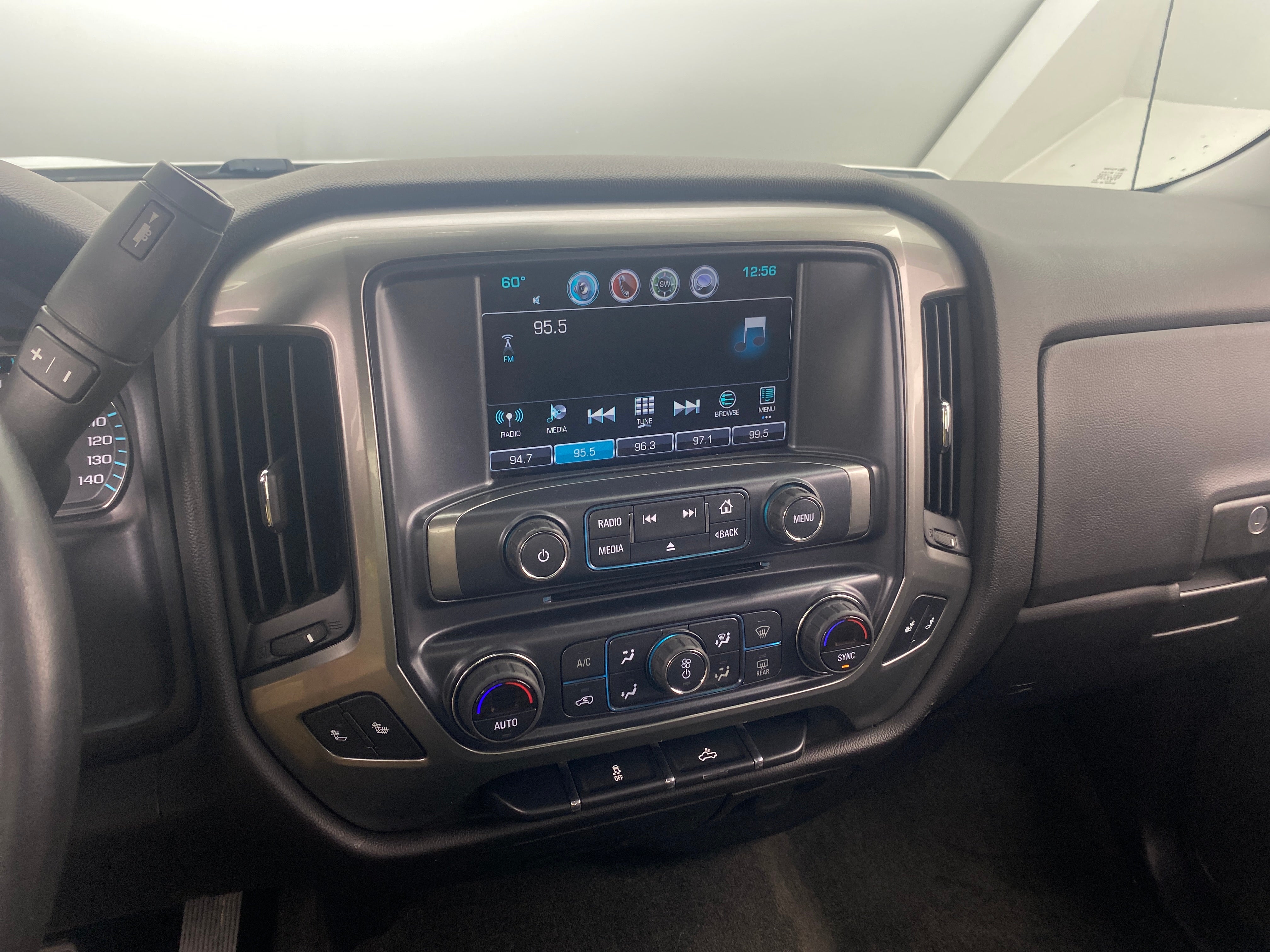 2018 Chevrolet Silverado 1500 LT 4