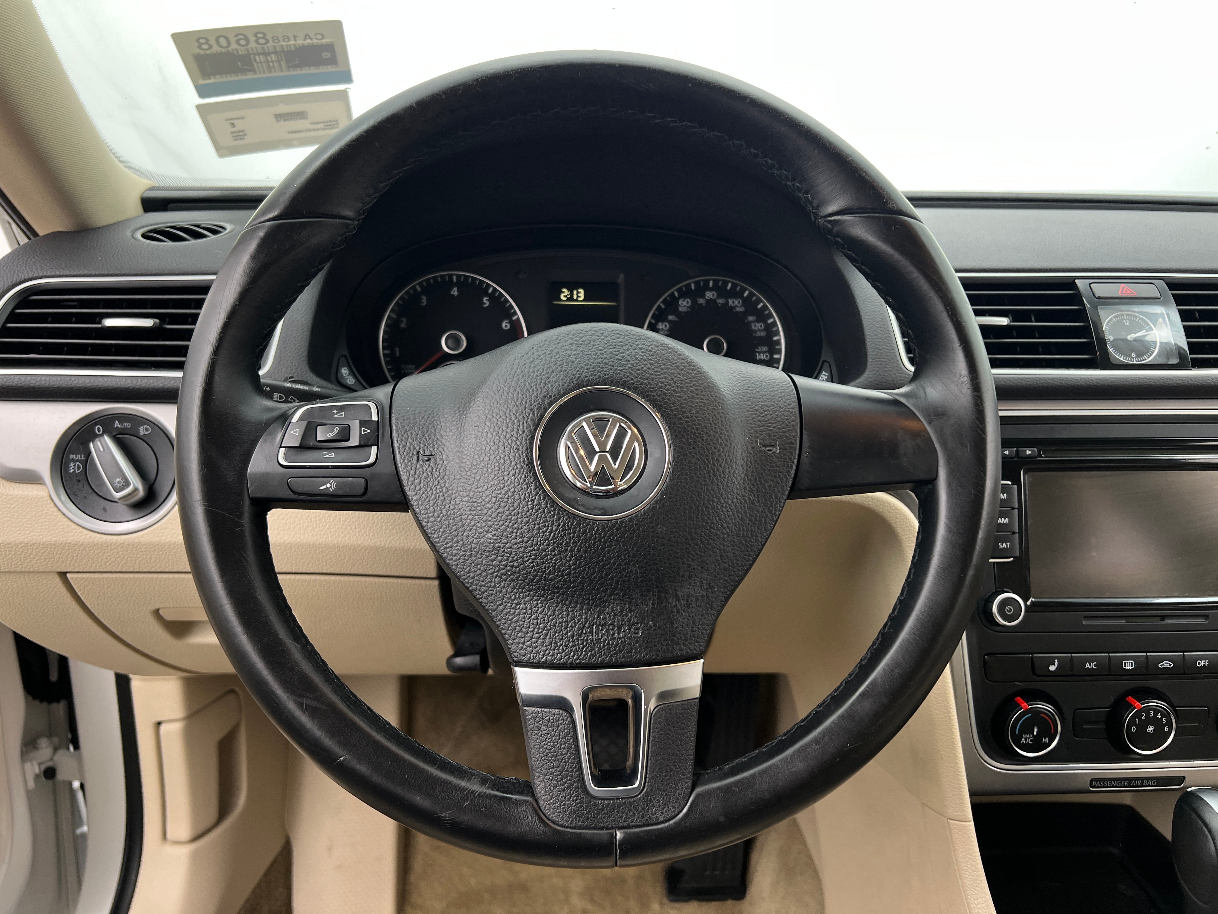 2015 Volkswagen Passat Limited Edition 5