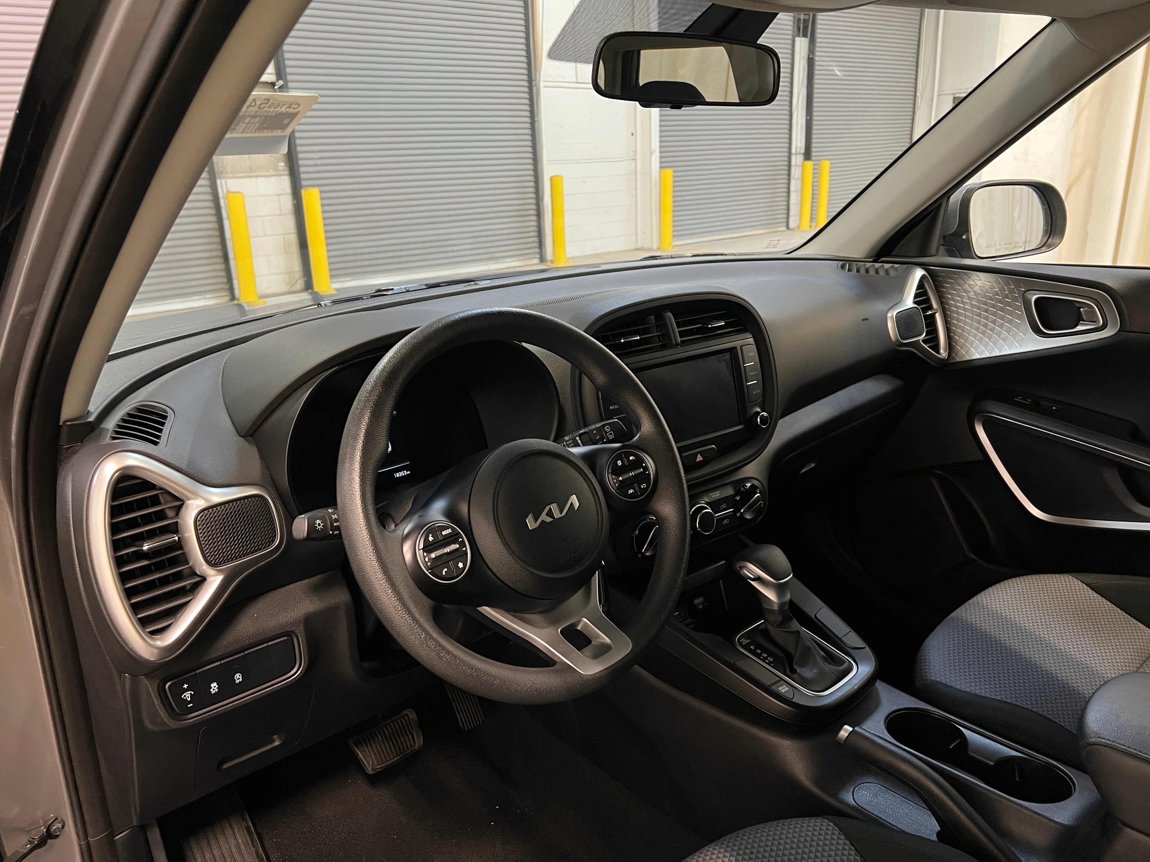 2023 Kia Soul LX 3