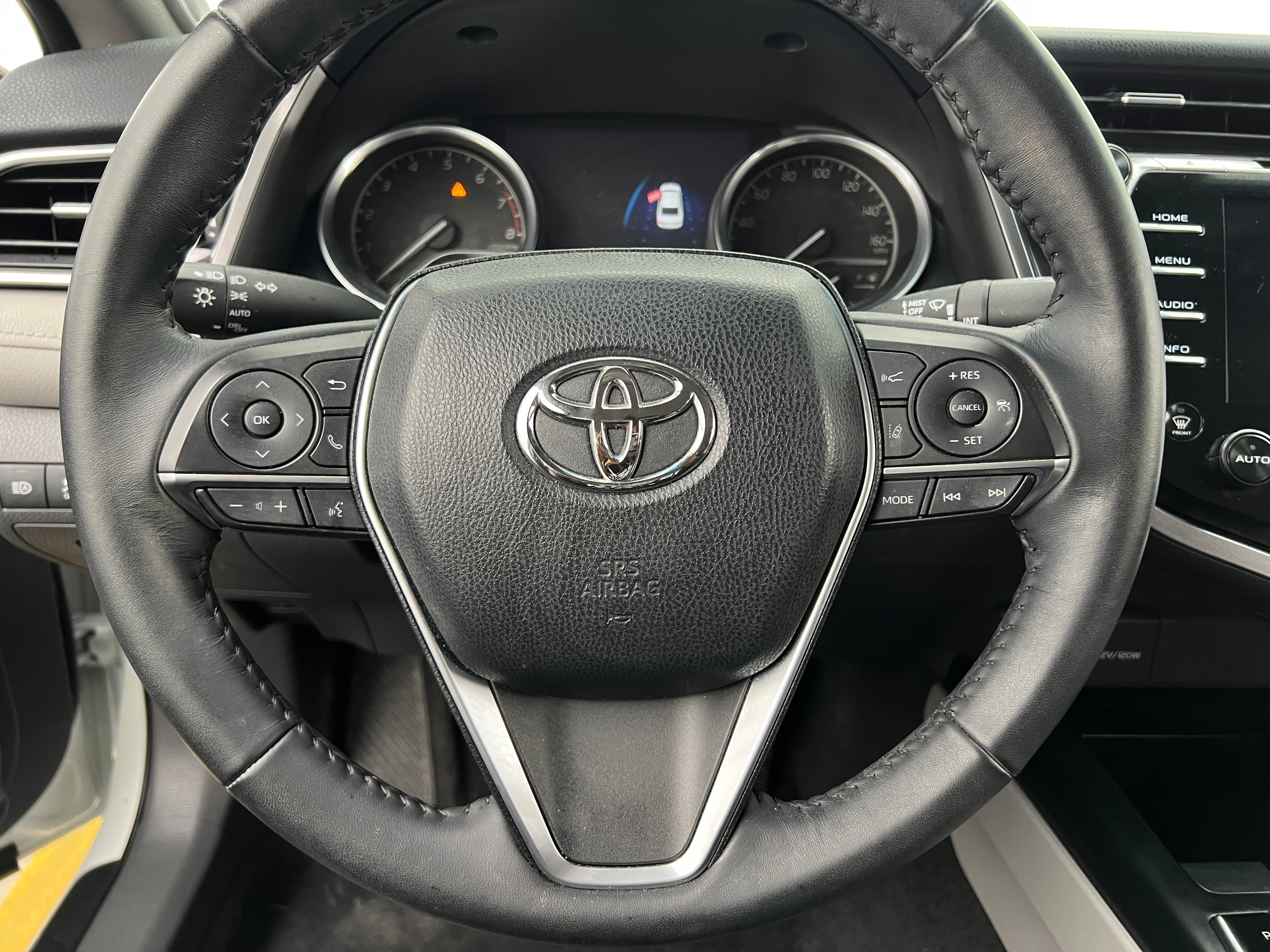 2018 Toyota Camry XLE 5