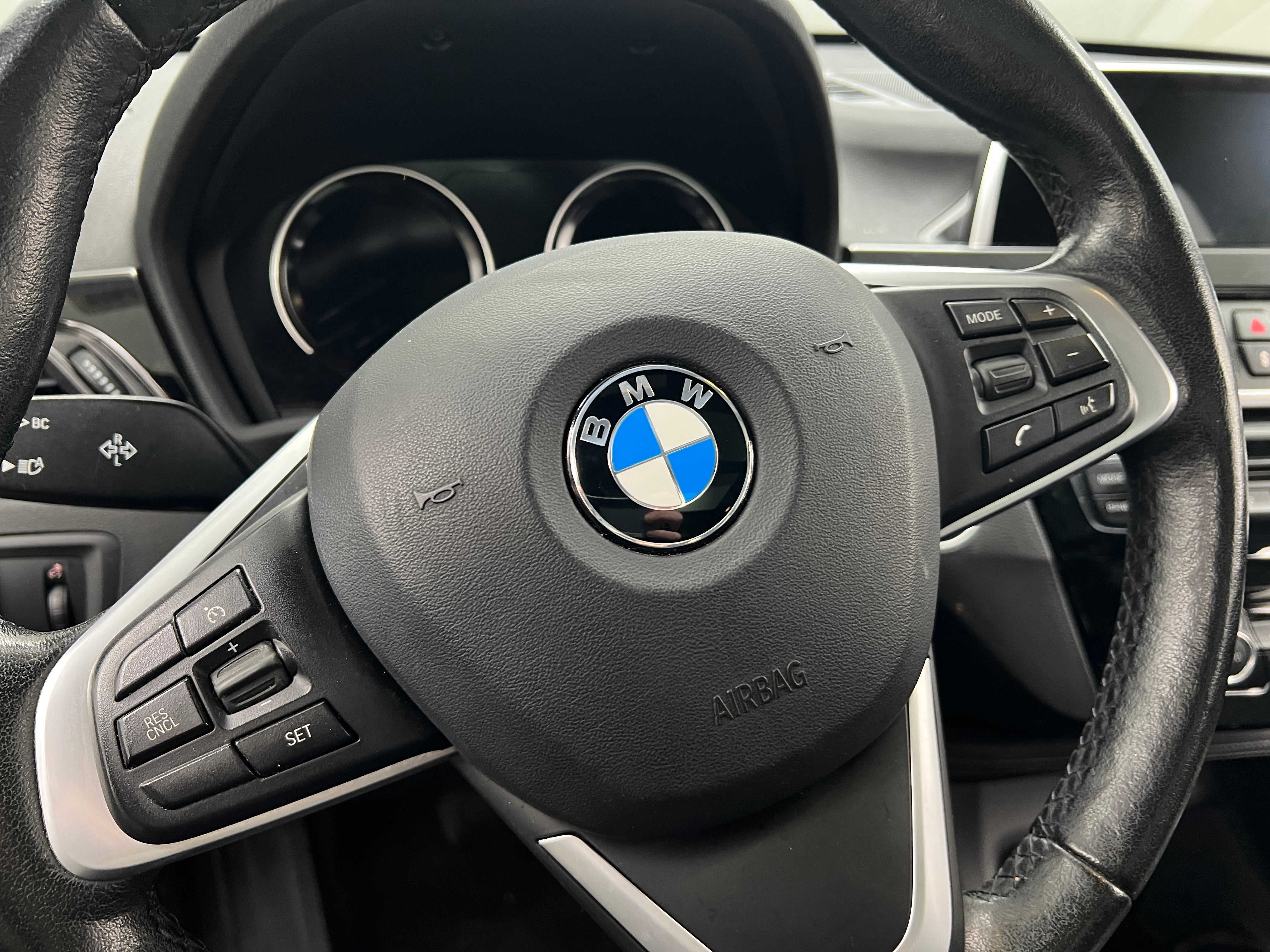 2019 BMW X1 xDrive28i 5