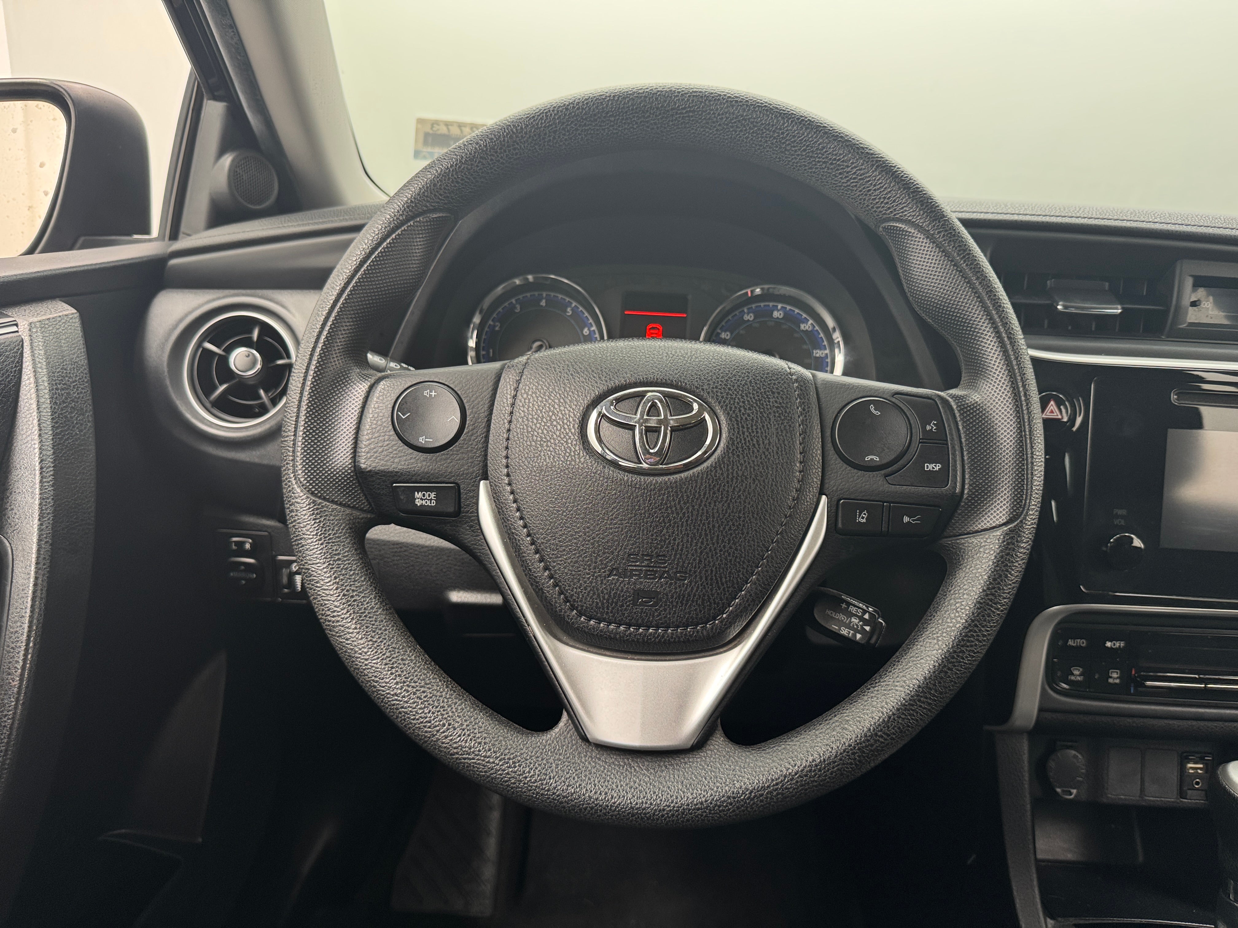 2018 Toyota Corolla LE 5