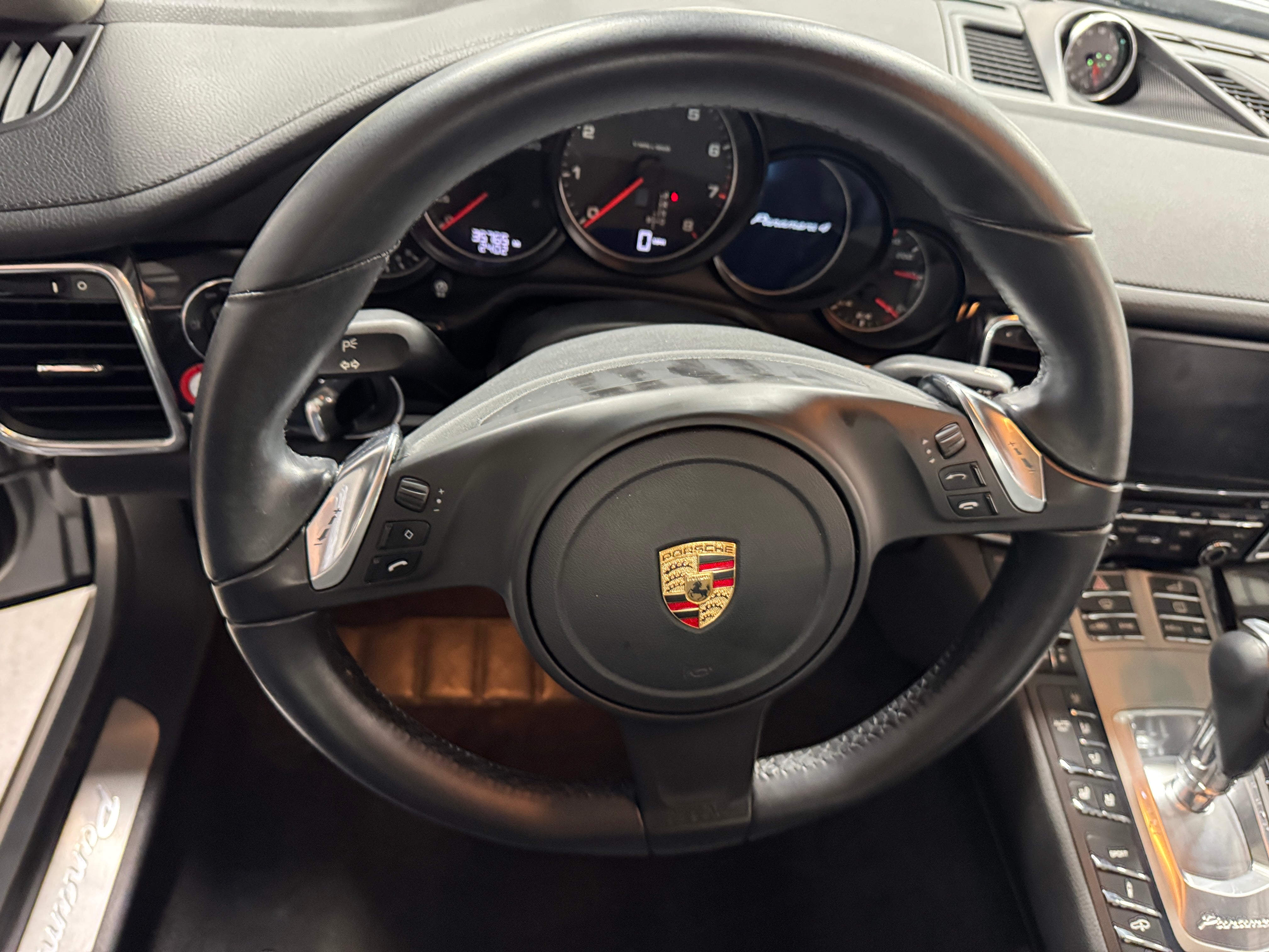 2014 Porsche Panamera 4 5