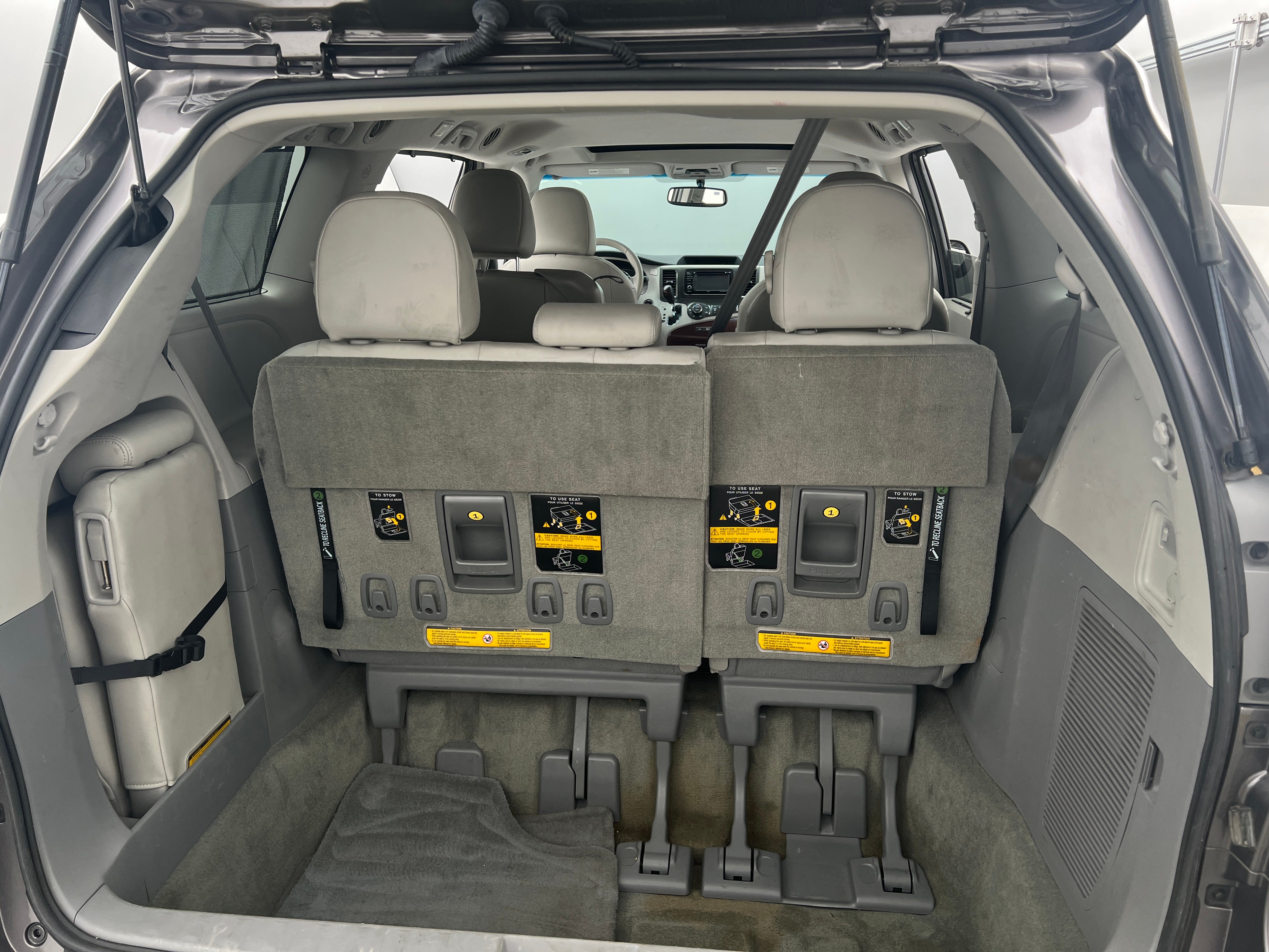 2013 Toyota Sienna XLE 7