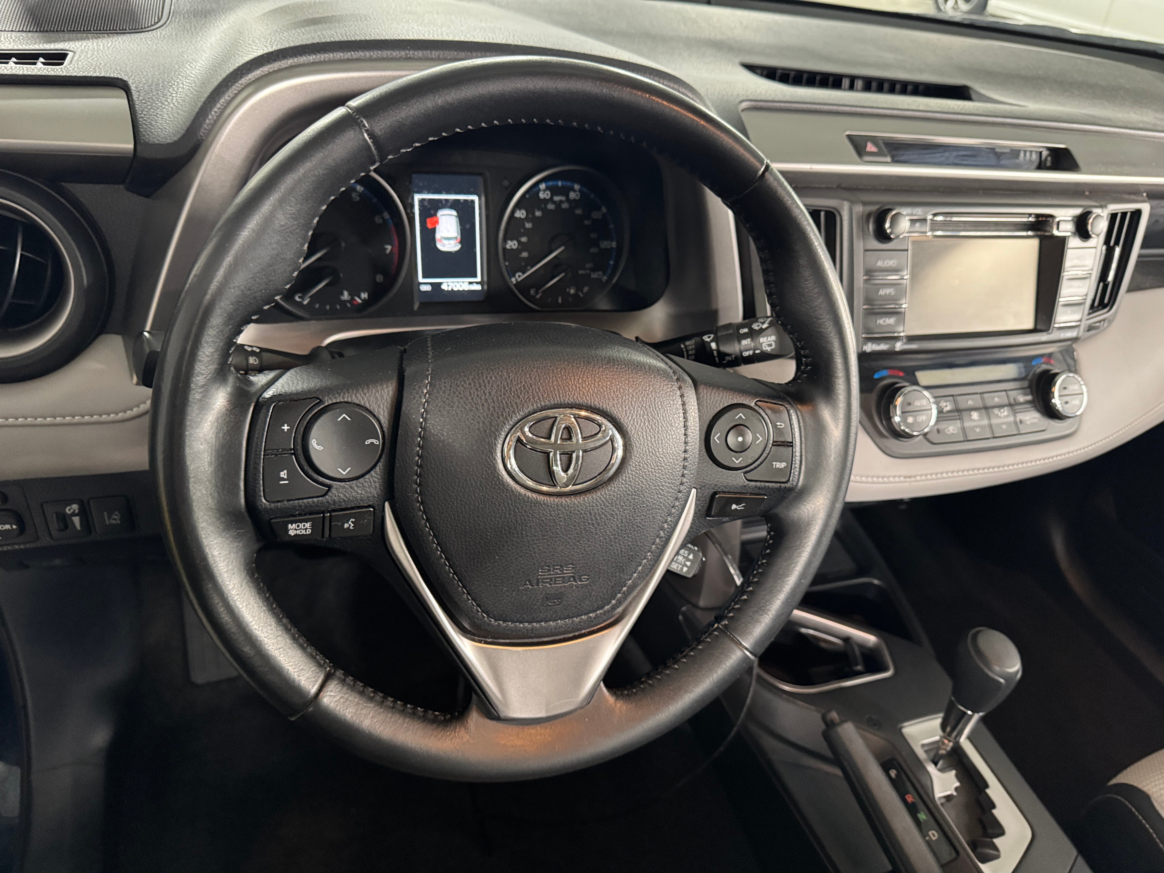 2017 Toyota RAV4 XLE 5