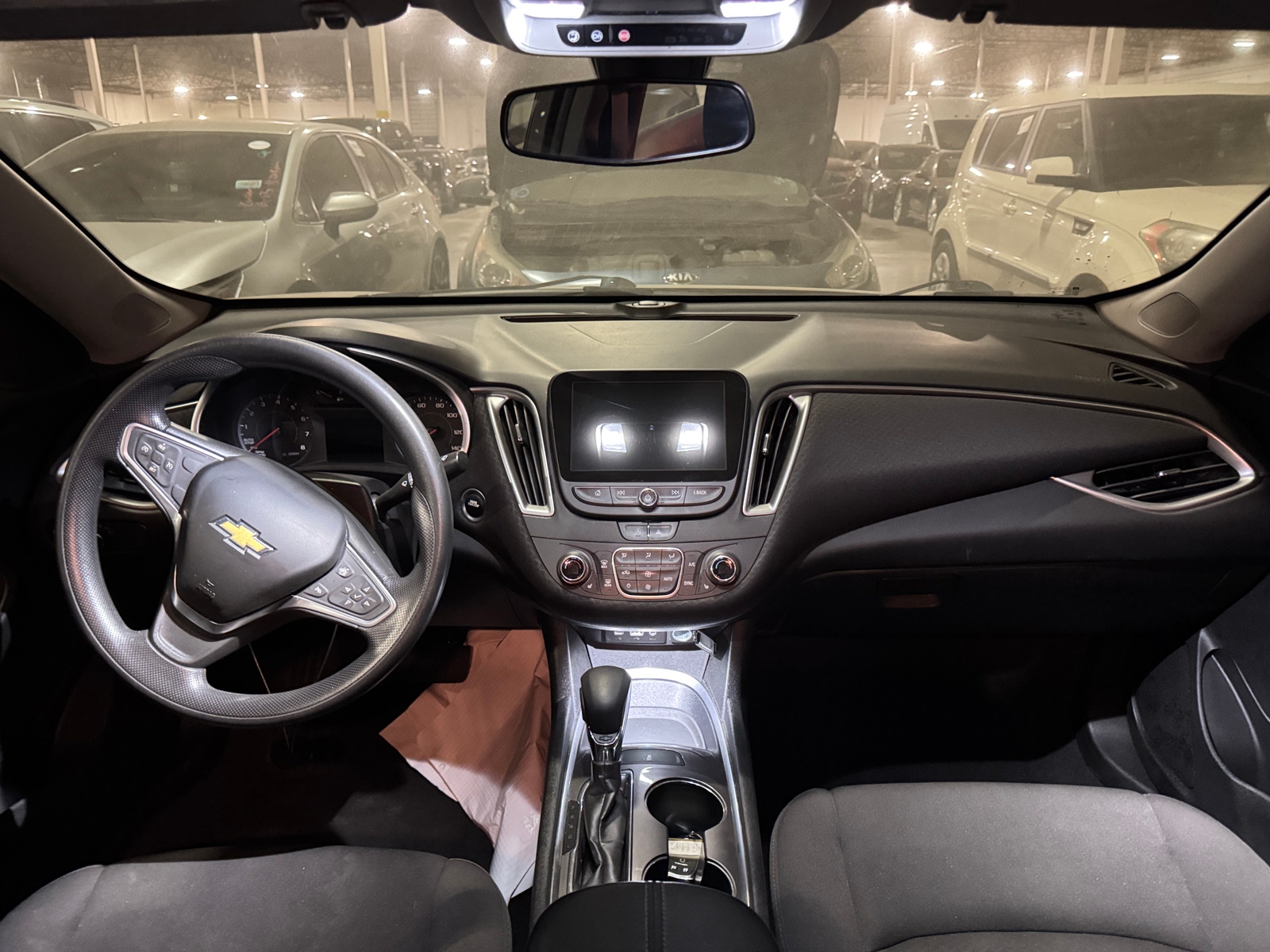 Thumbnail: 2022 Chevrolet Malibu - 3