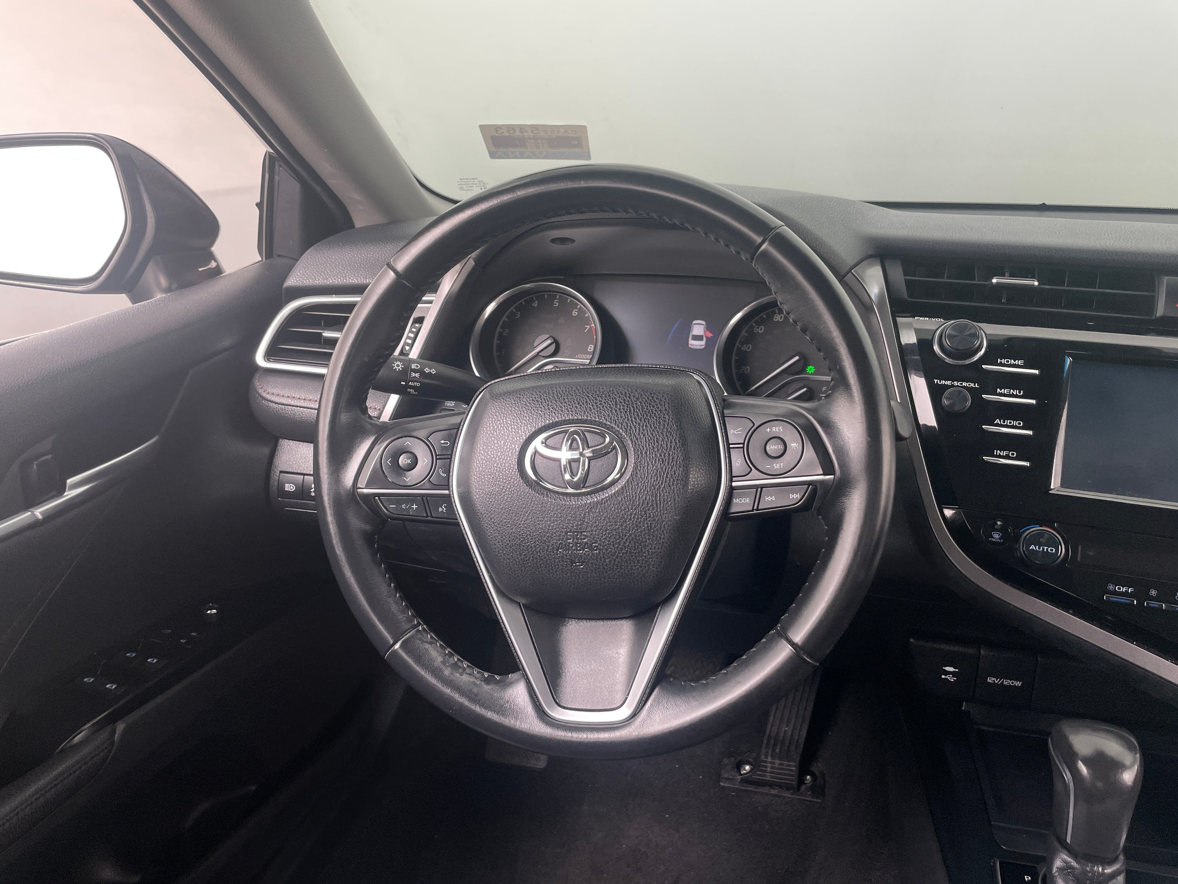 2018 Toyota Camry XLE 5