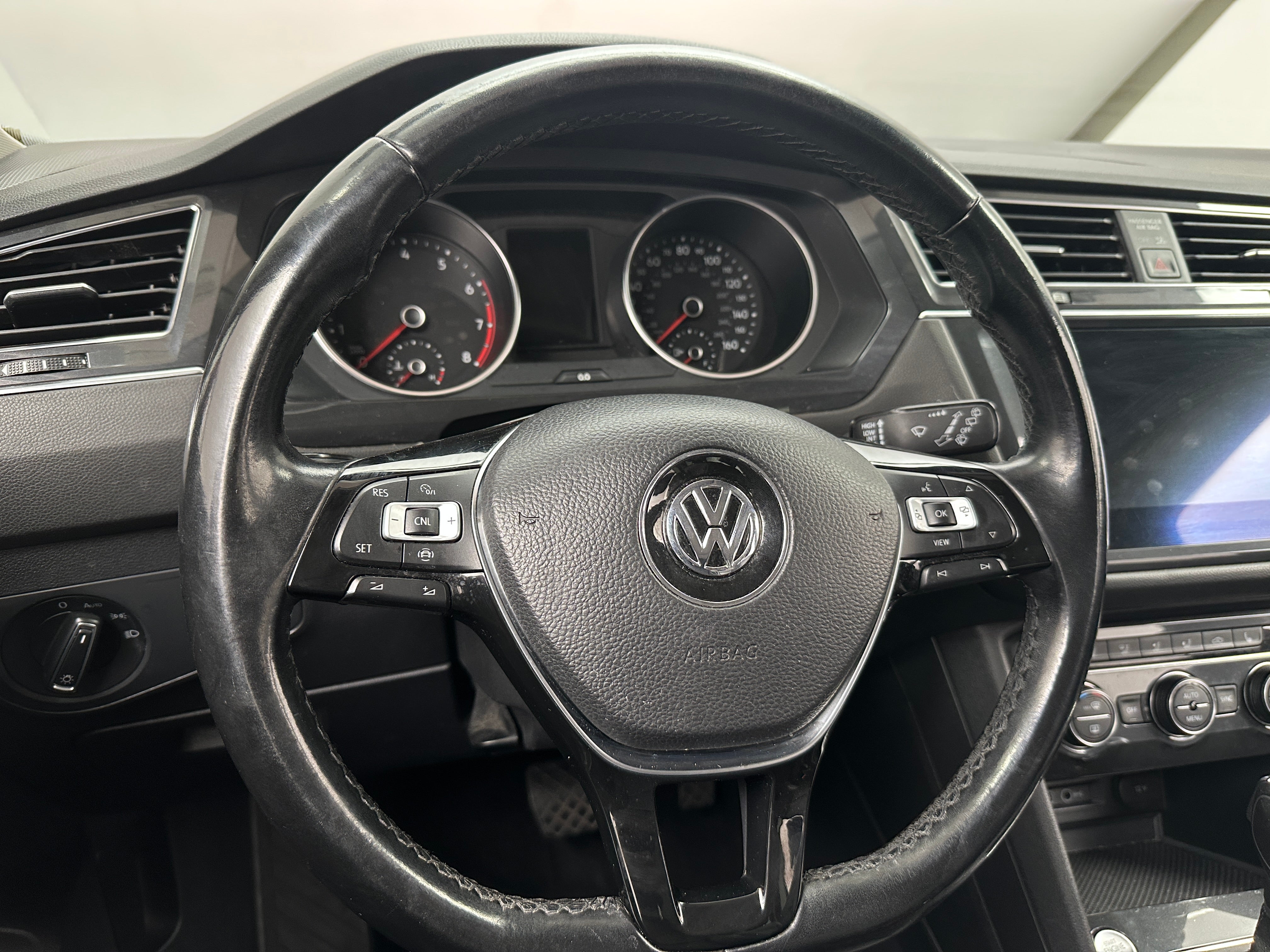 2019 Volkswagen Tiguan 2.0T 5