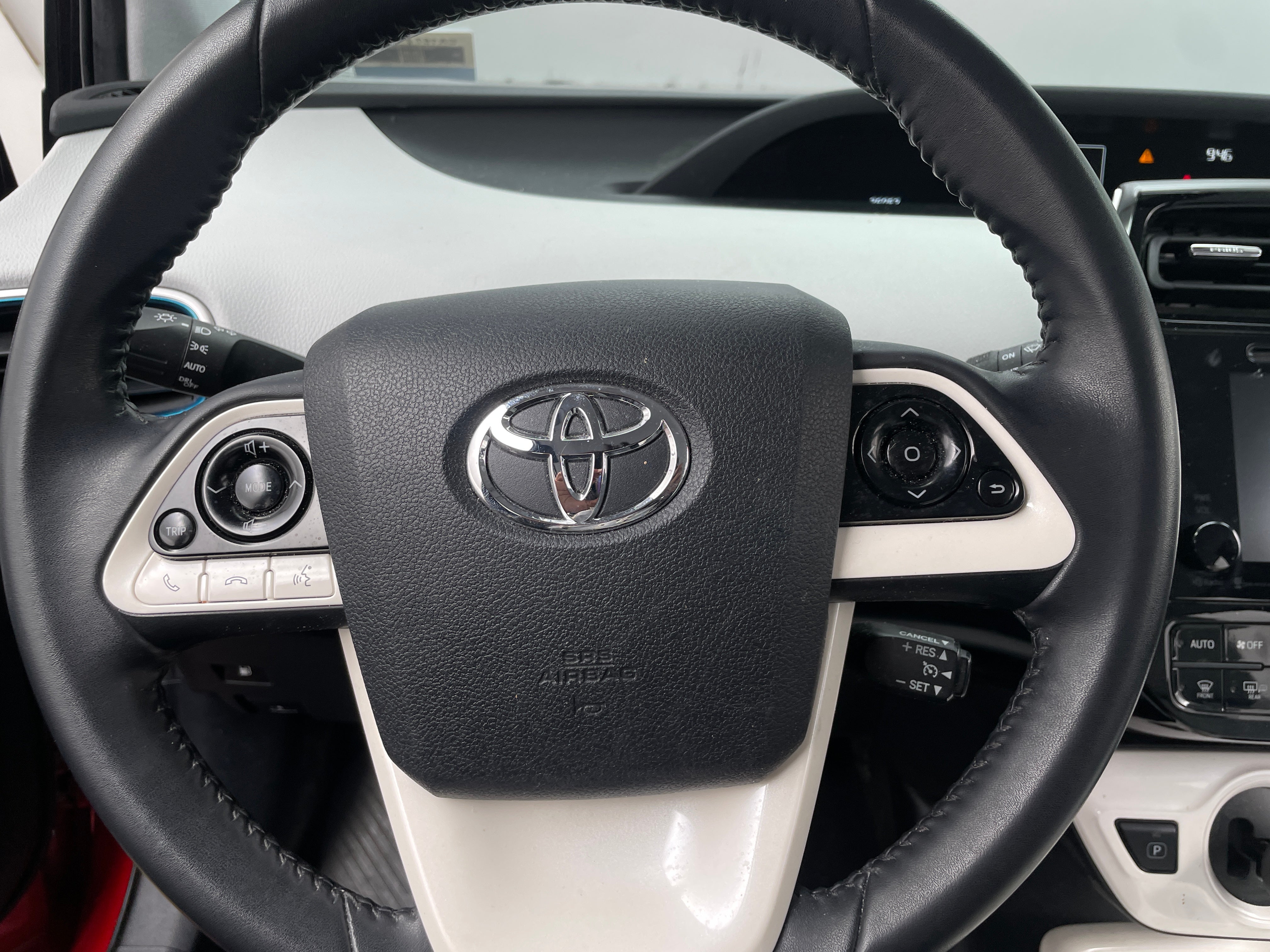 2016 Toyota Prius Two 5