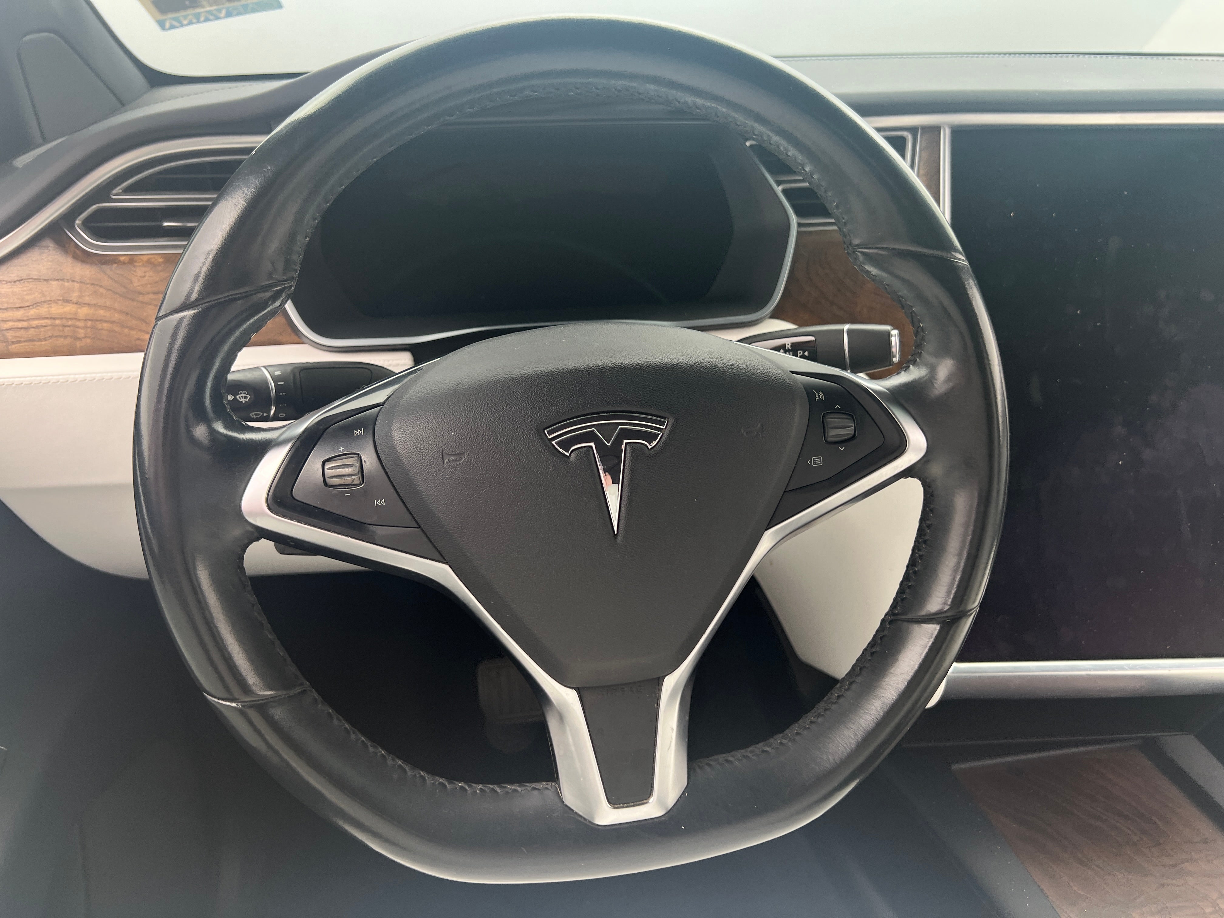 2016 Tesla Model X 75D 5