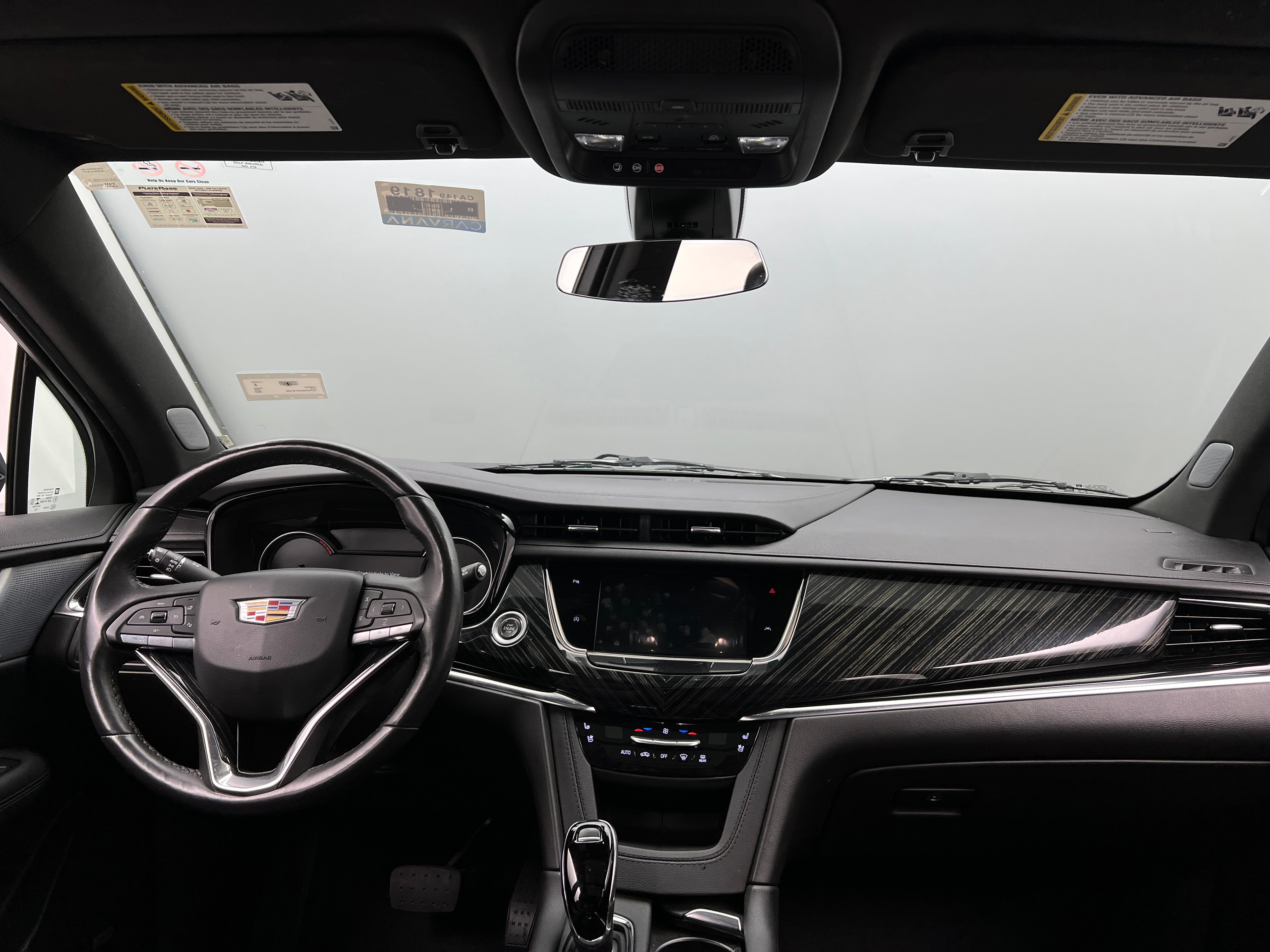 2023 Cadillac XT6 Premium Luxury 2