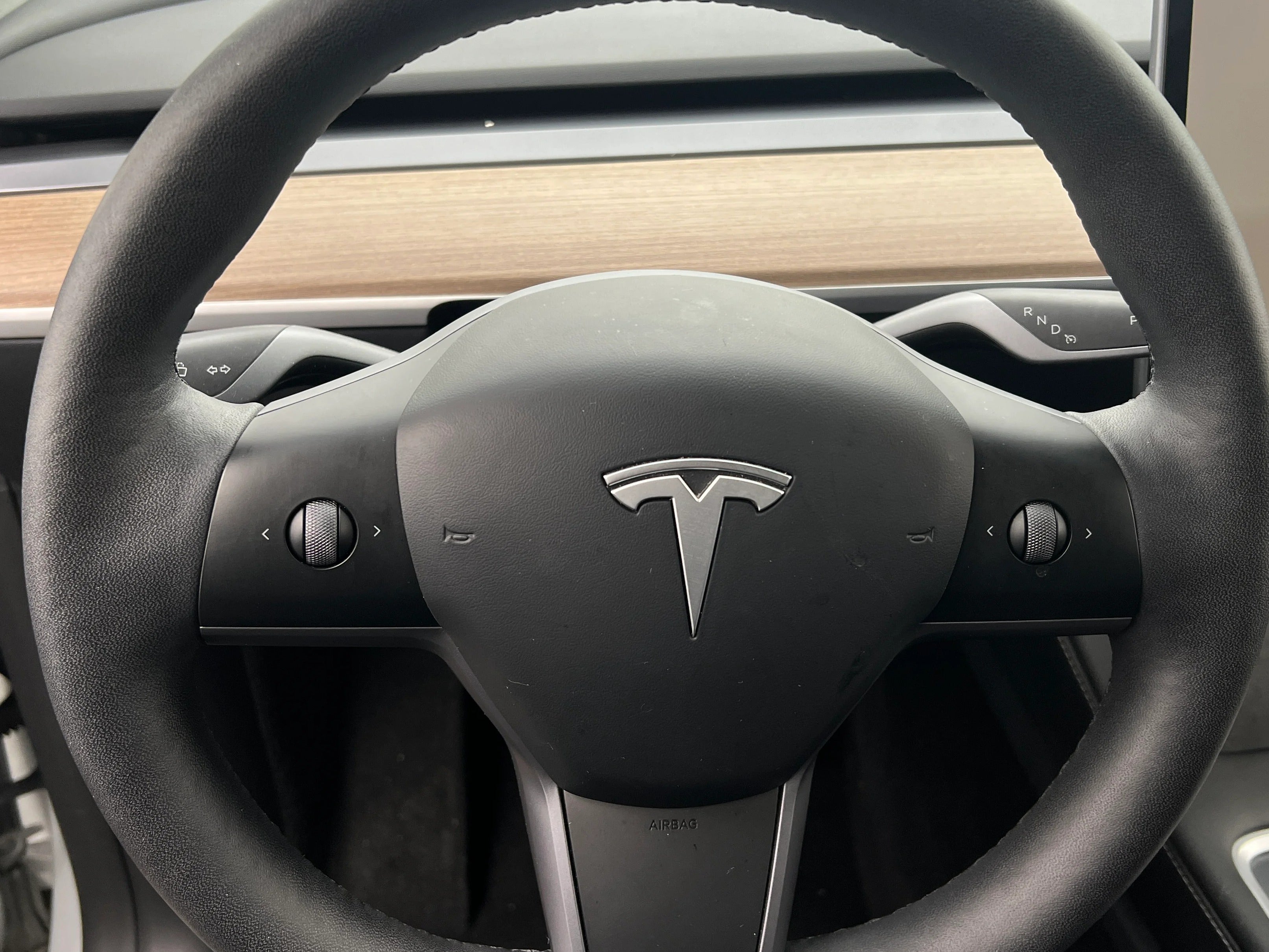 2023 Tesla Model Y Long Range 4