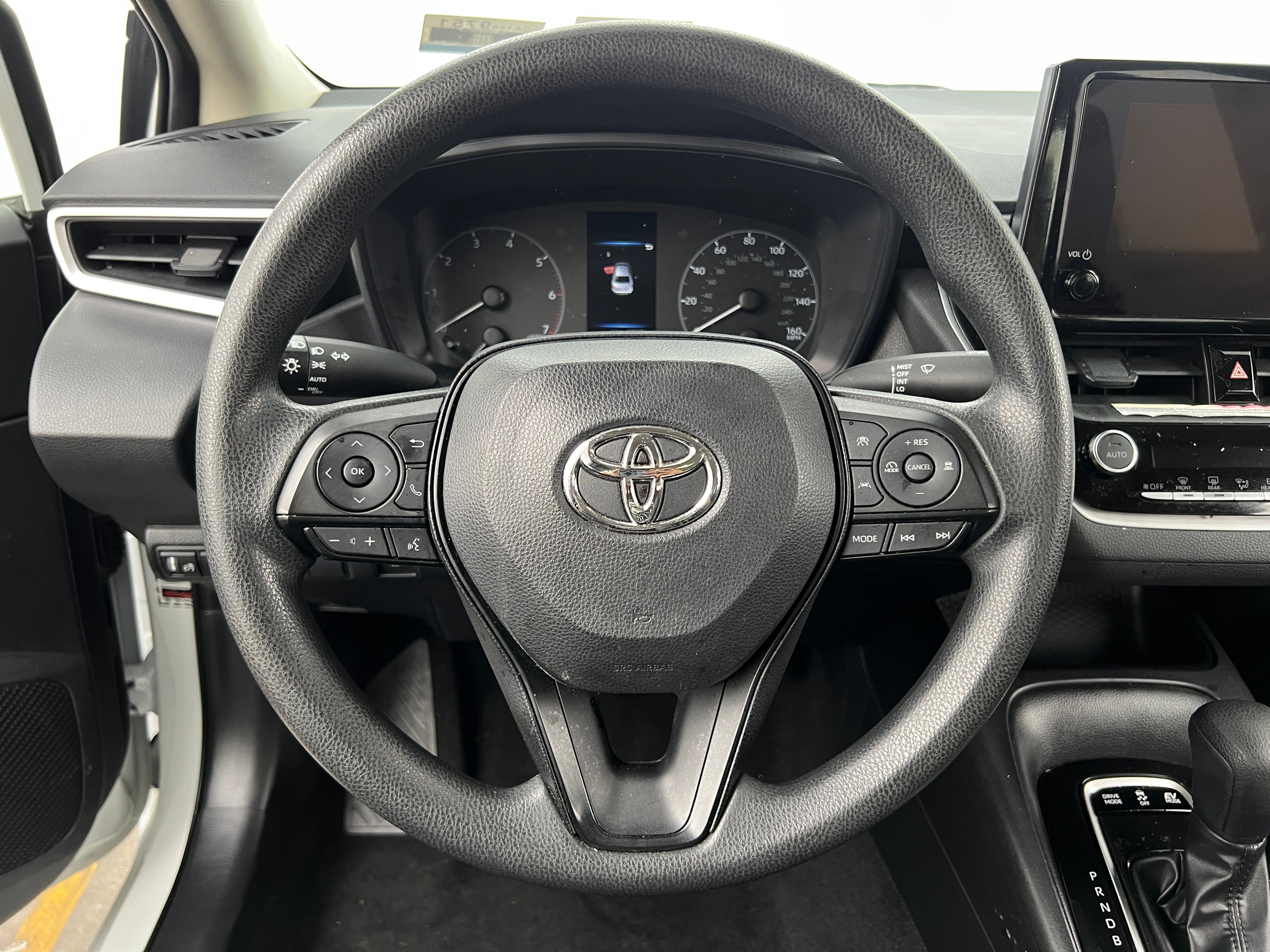 2023 Toyota Corolla LE 5