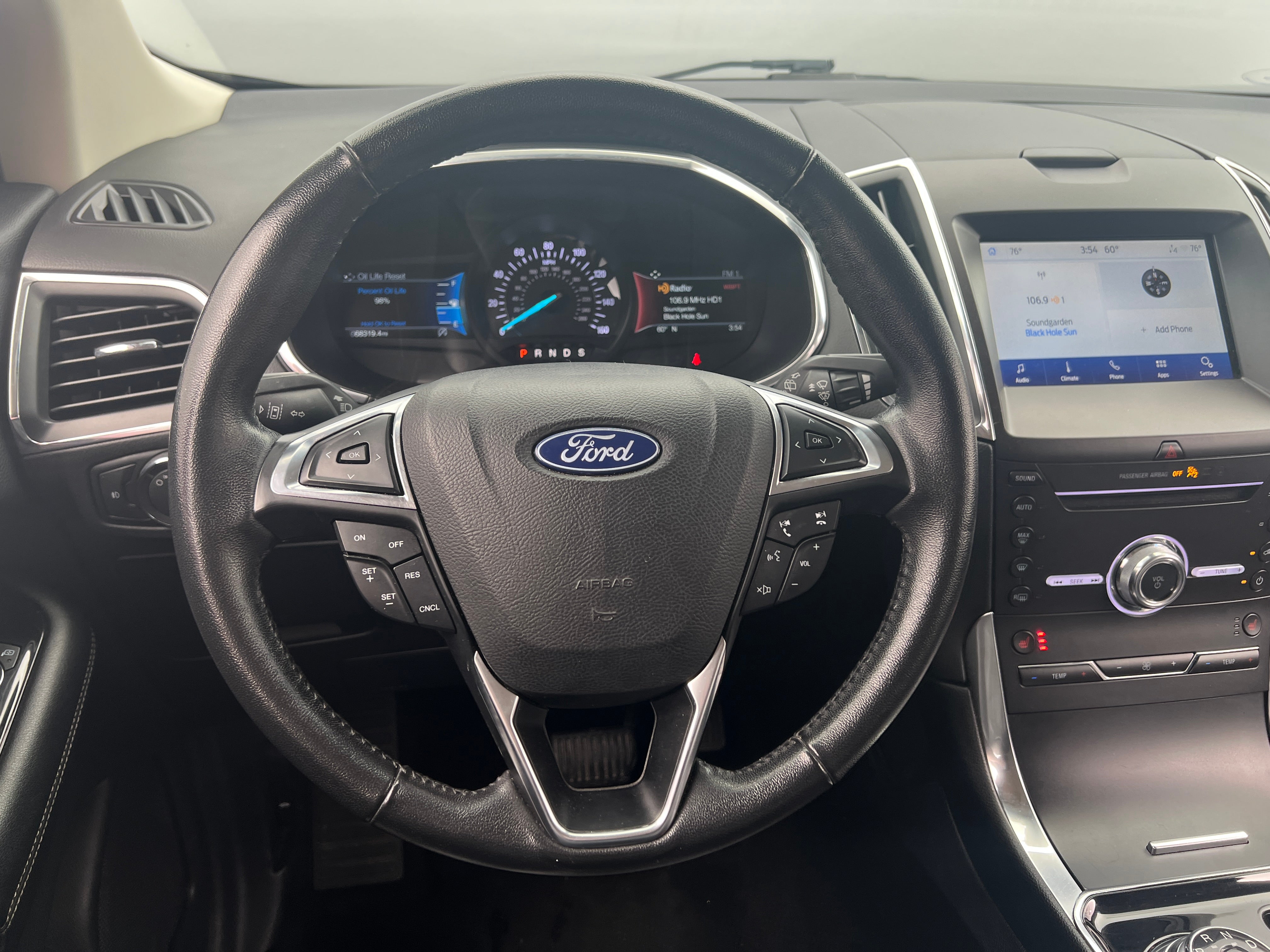 2019 Ford Edge Titanium 4