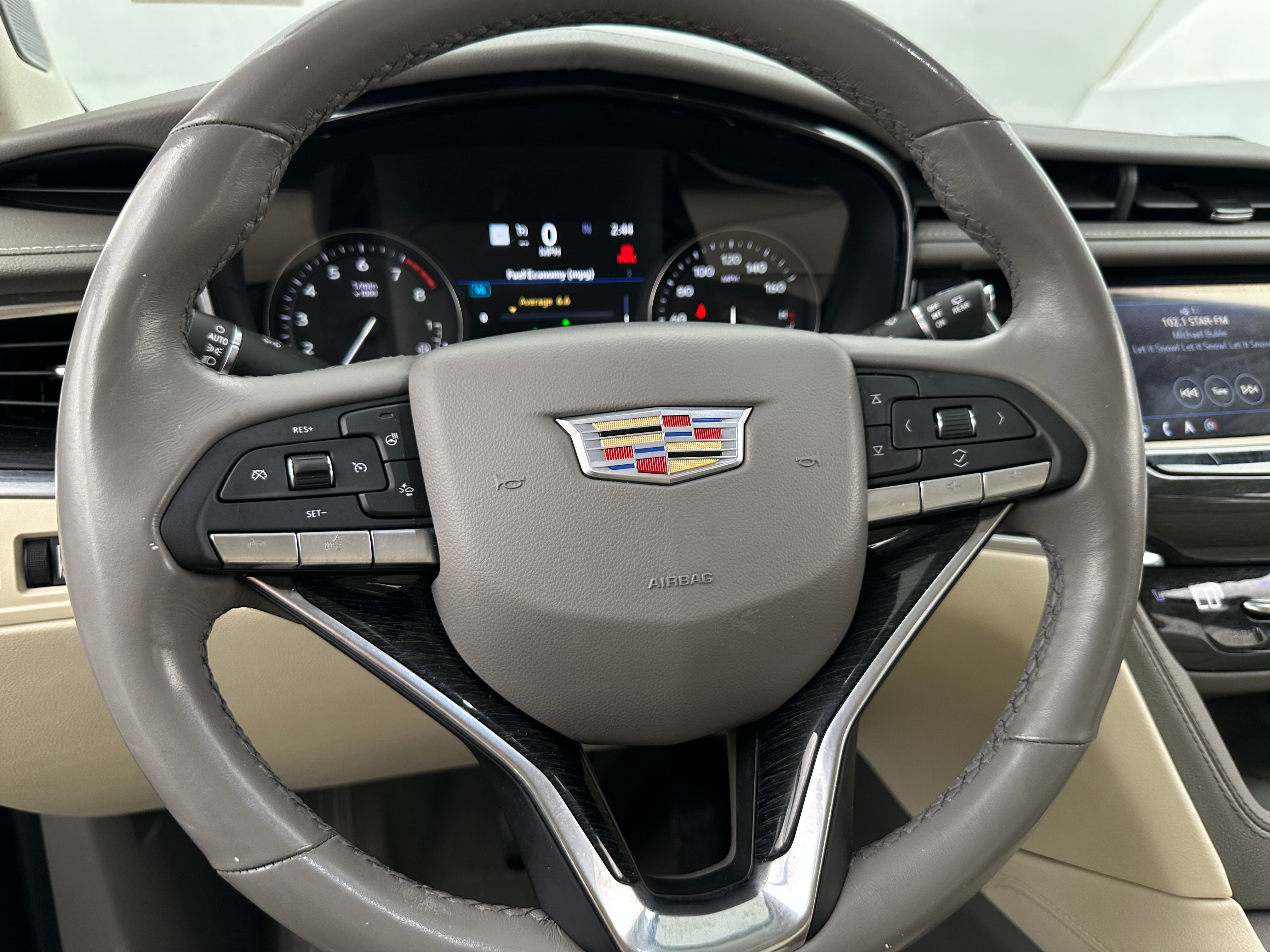 2021 Cadillac XT6 Premium Luxury 4