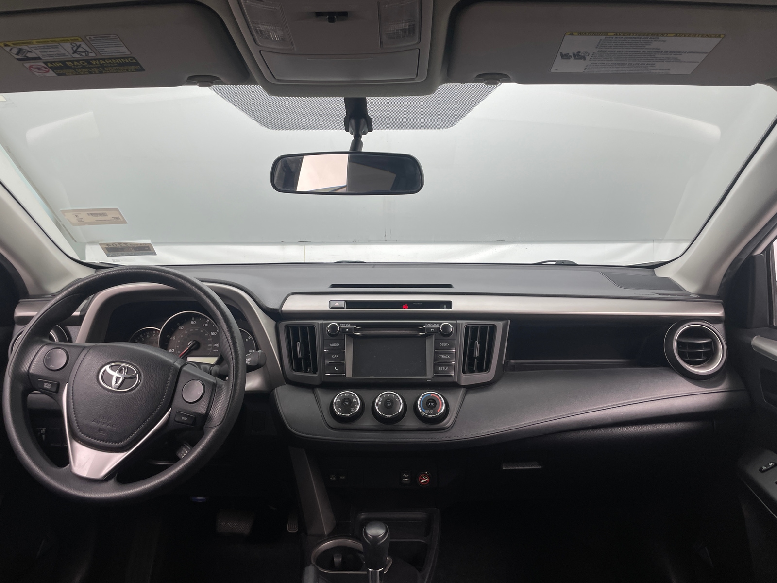 Thumbnail: 2016 Toyota RAV4 - 3