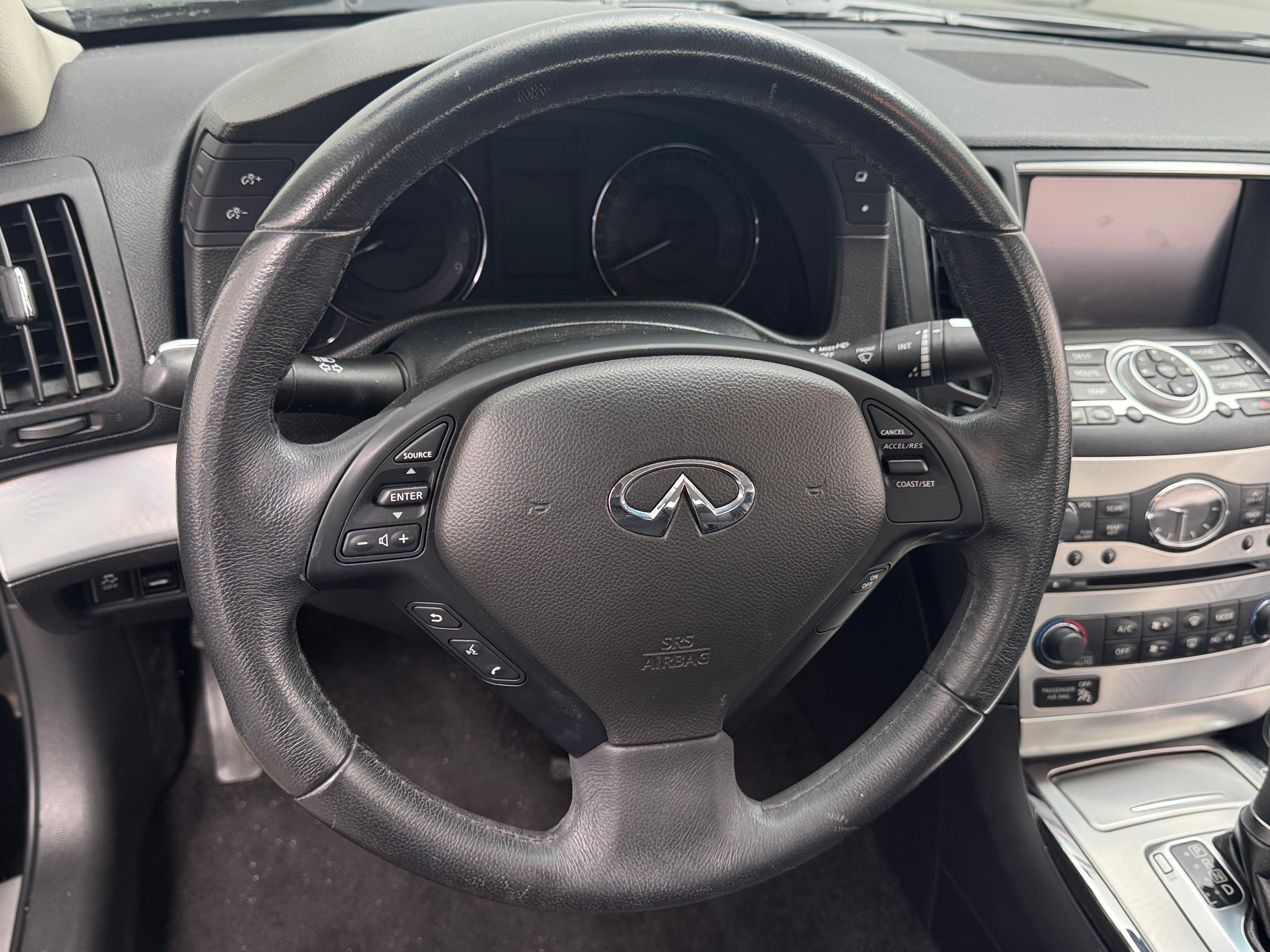 2014 INFINITI Q60 Base 5