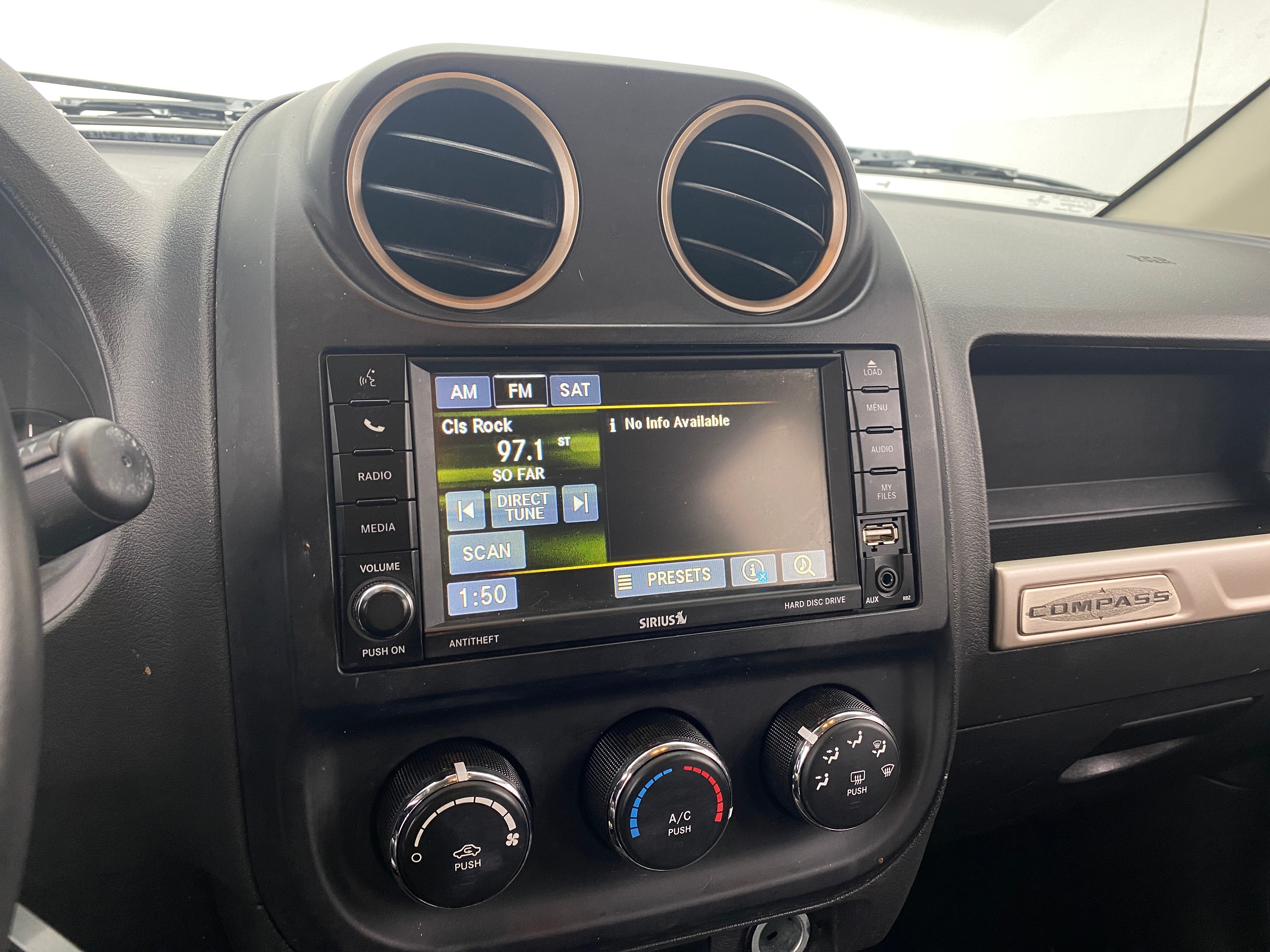 2017 Jeep Compass 75th Anniversary Edition 4