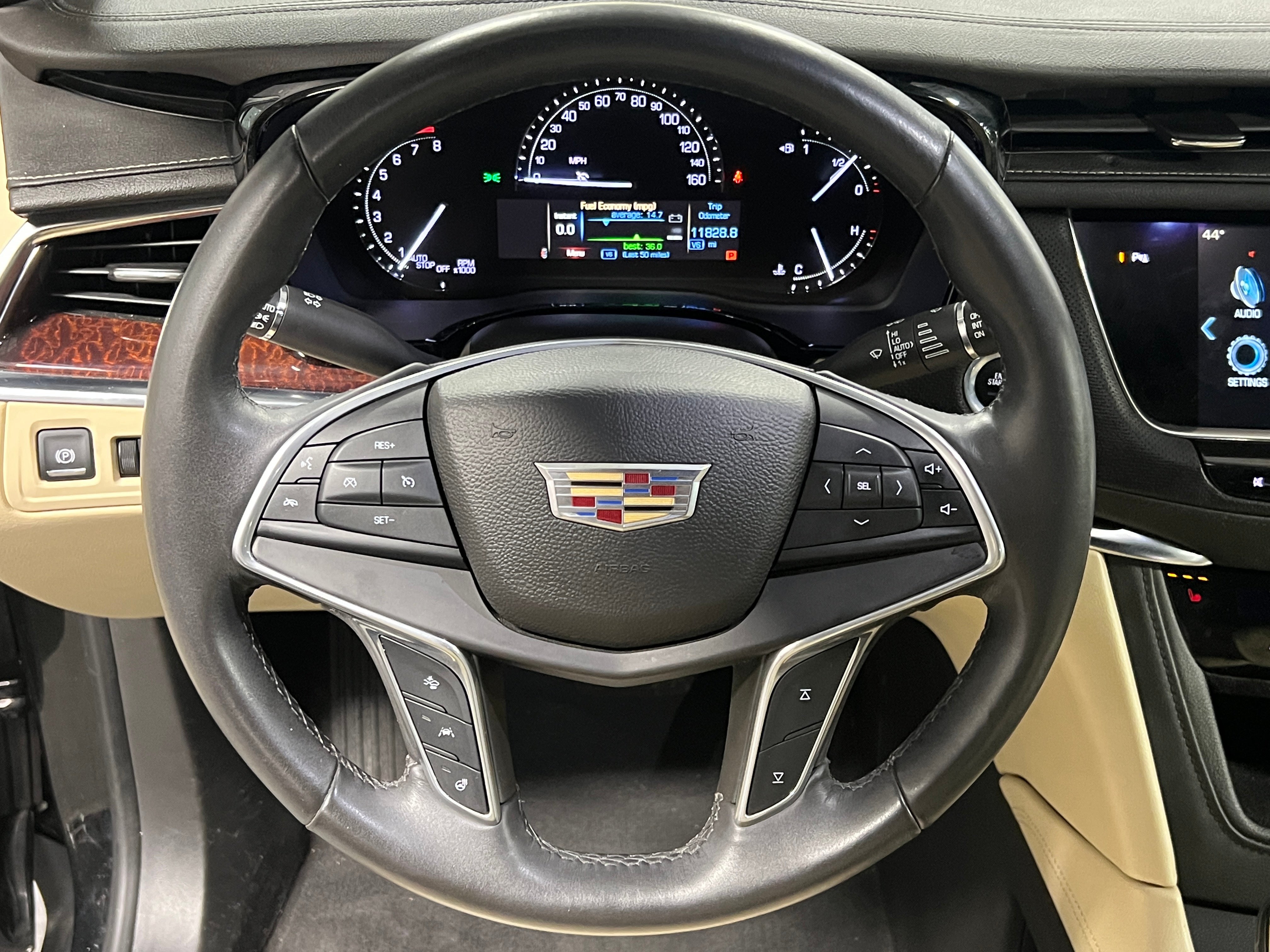 2017 Cadillac XT5 Luxury 4