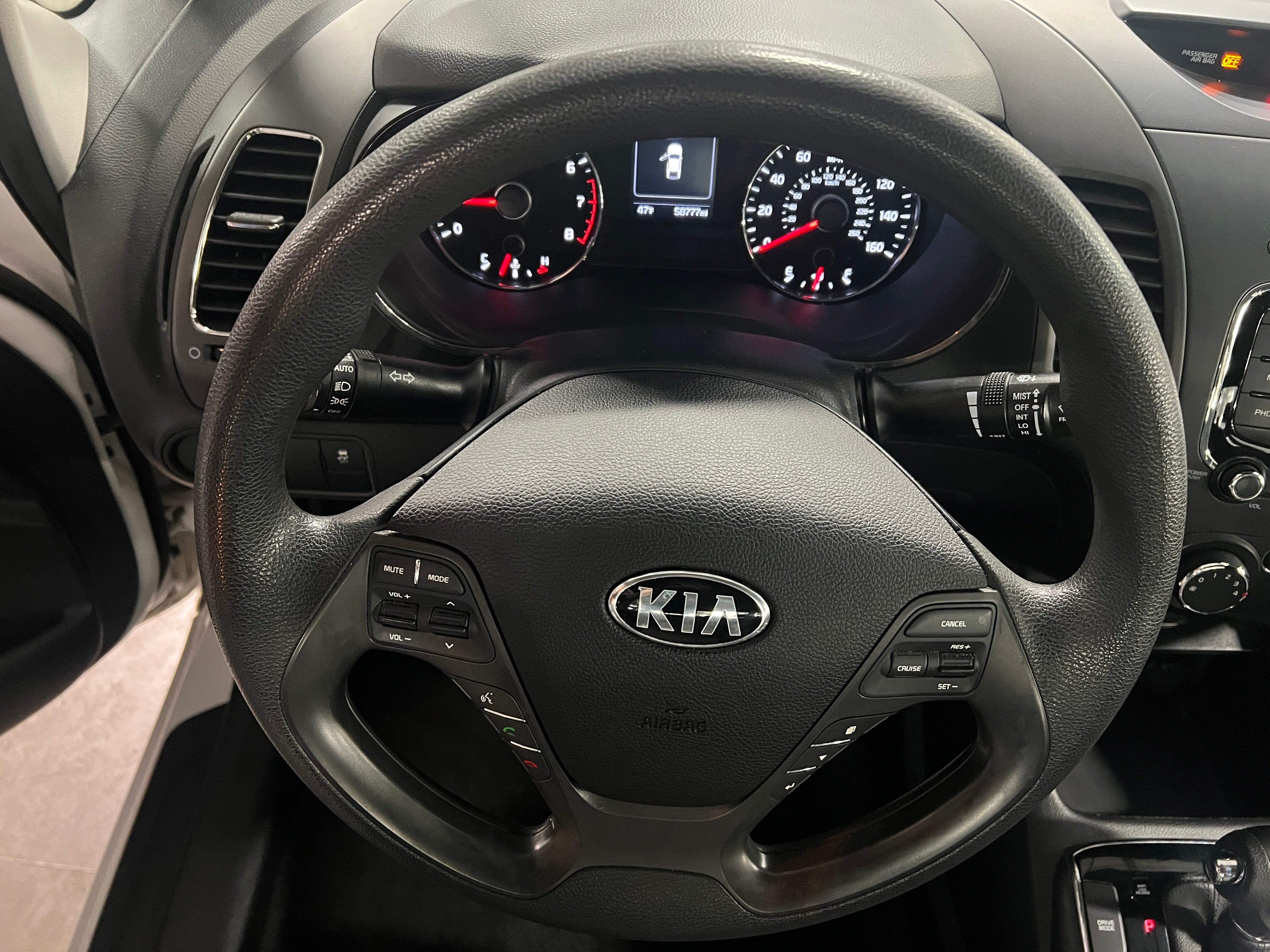 2017 Kia Forte LX 5