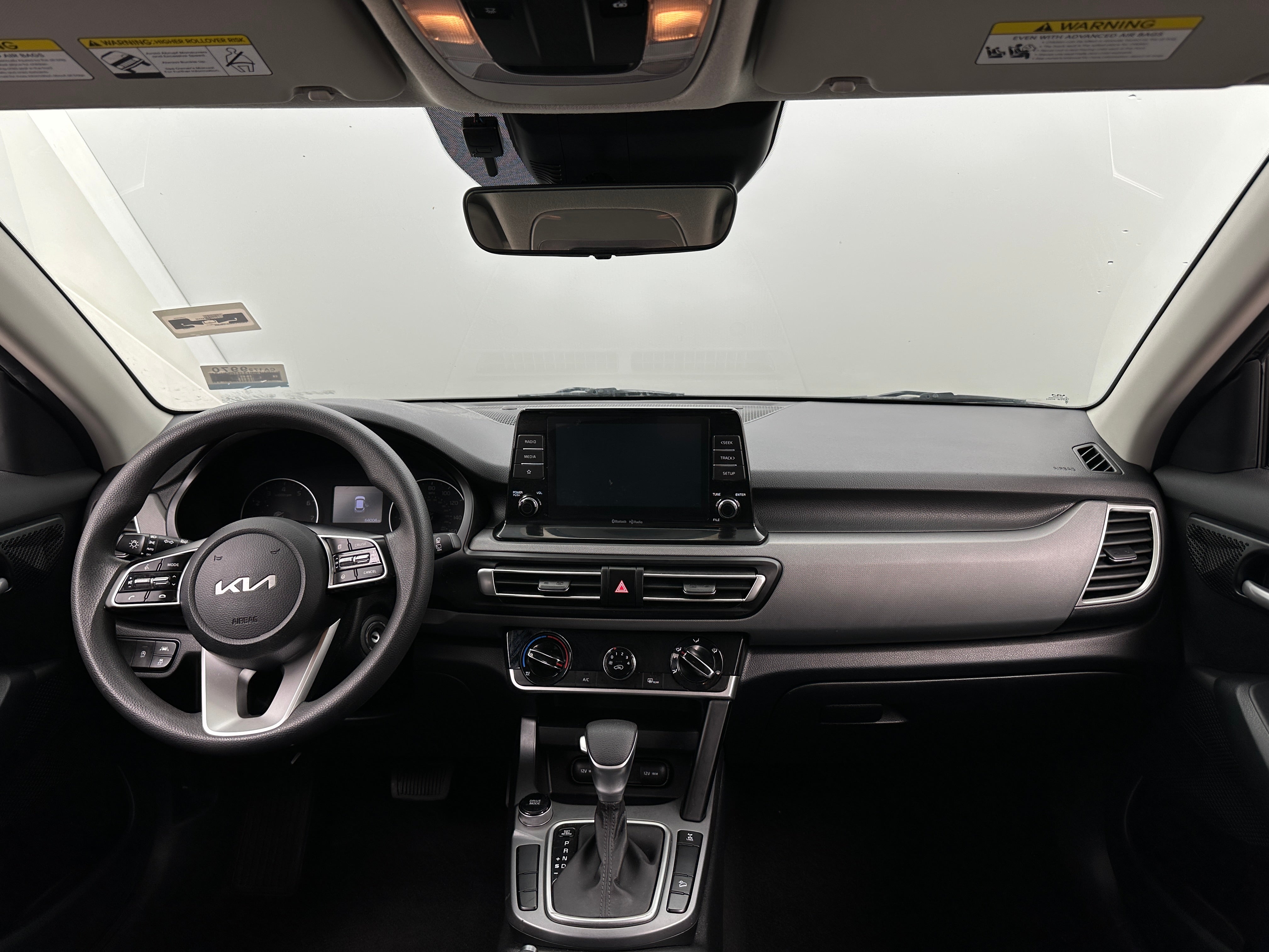 2022 Kia Seltos LX 3