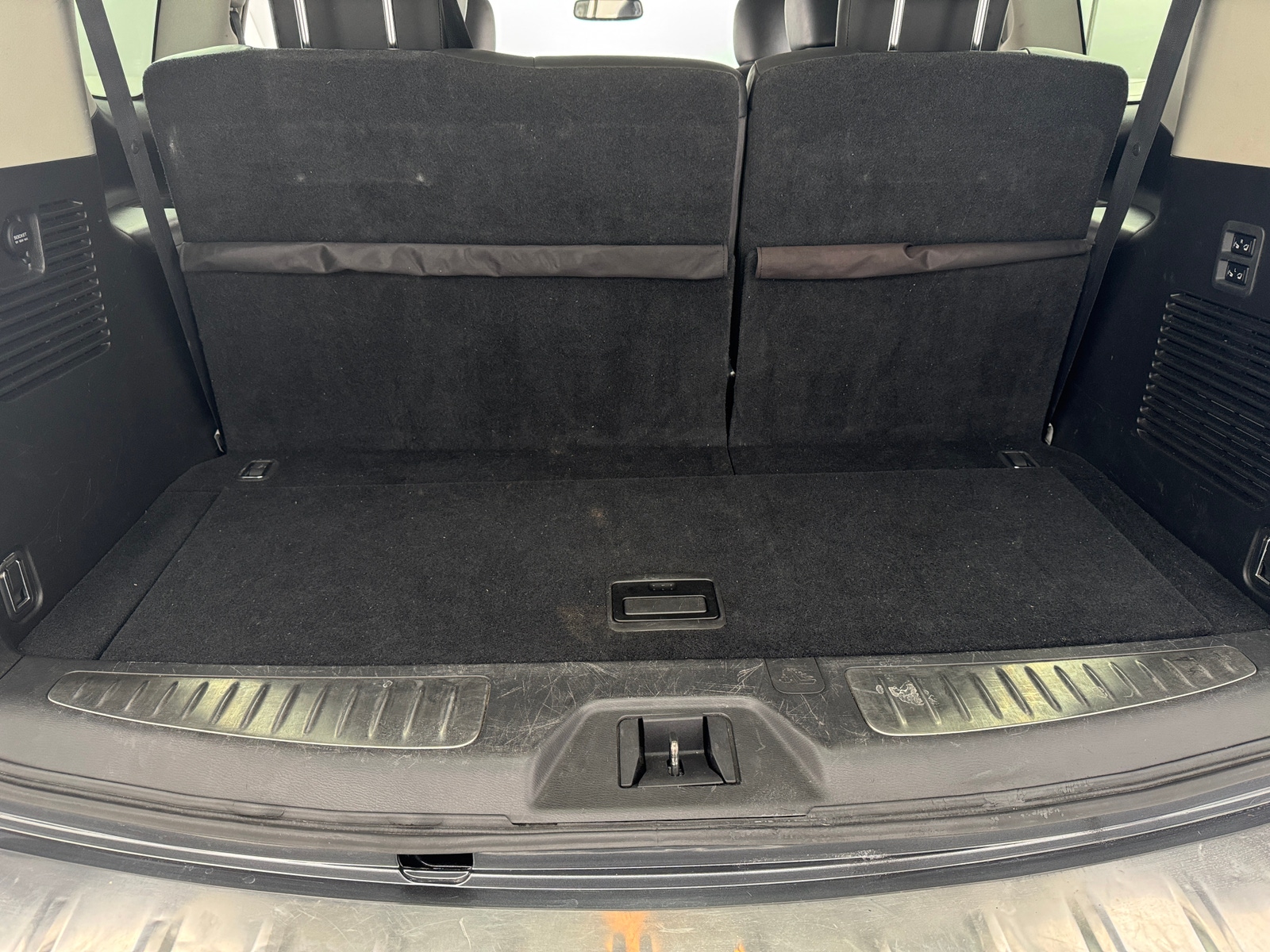 Thumbnail: 2016 INFINITI QX80 - 7