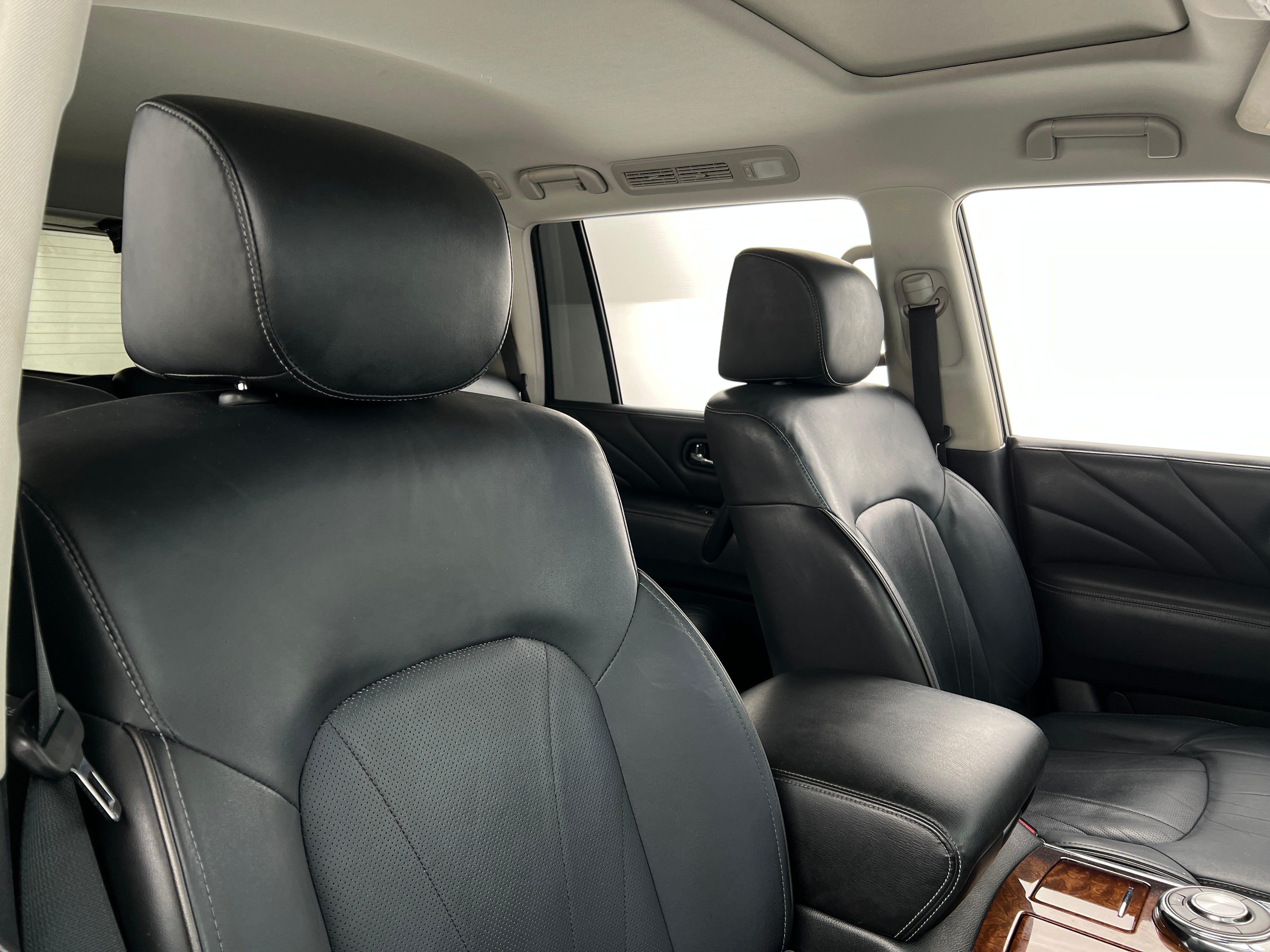 2015 INFINITI QX80 Base 2