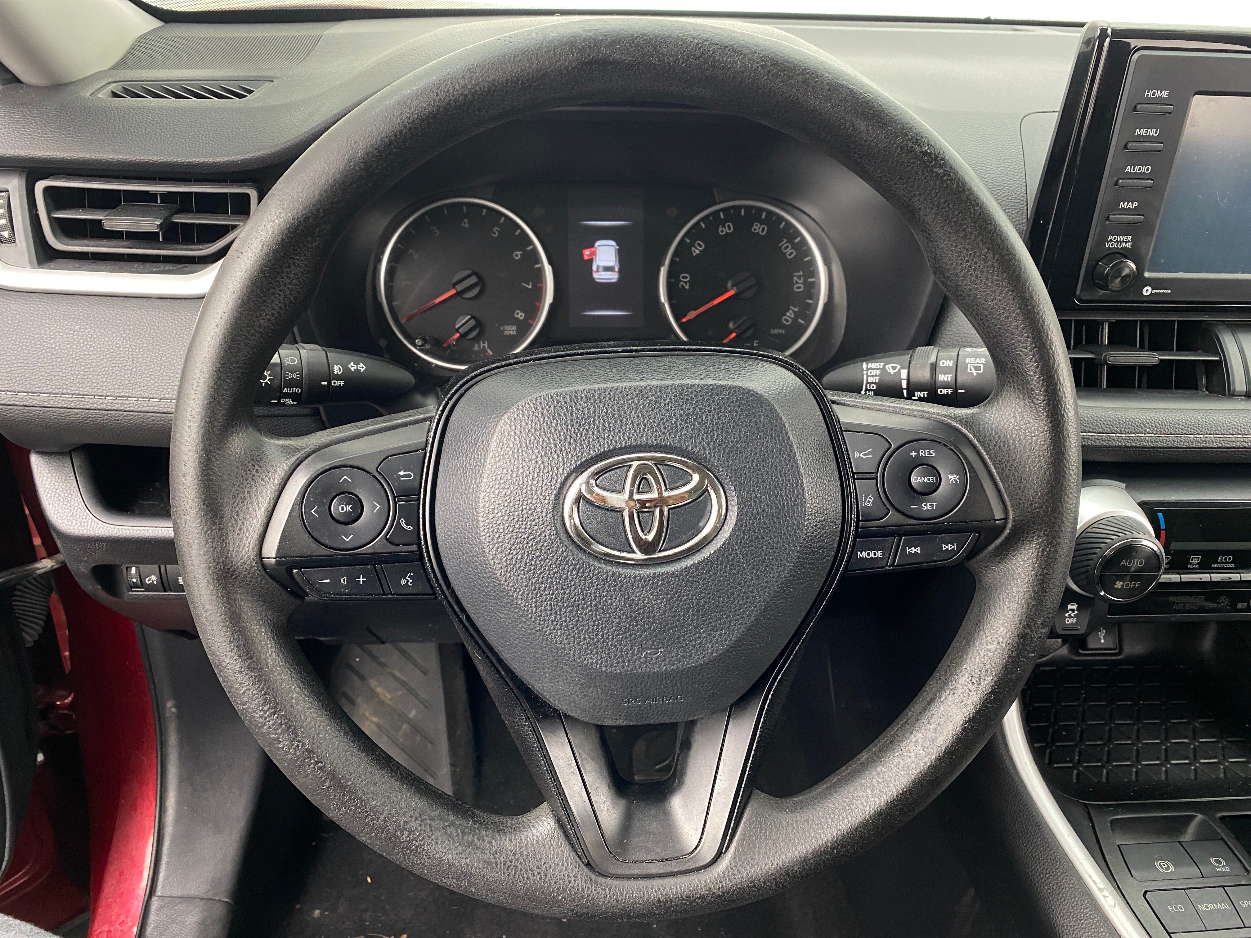 2021 Toyota RAV4 XLE 5