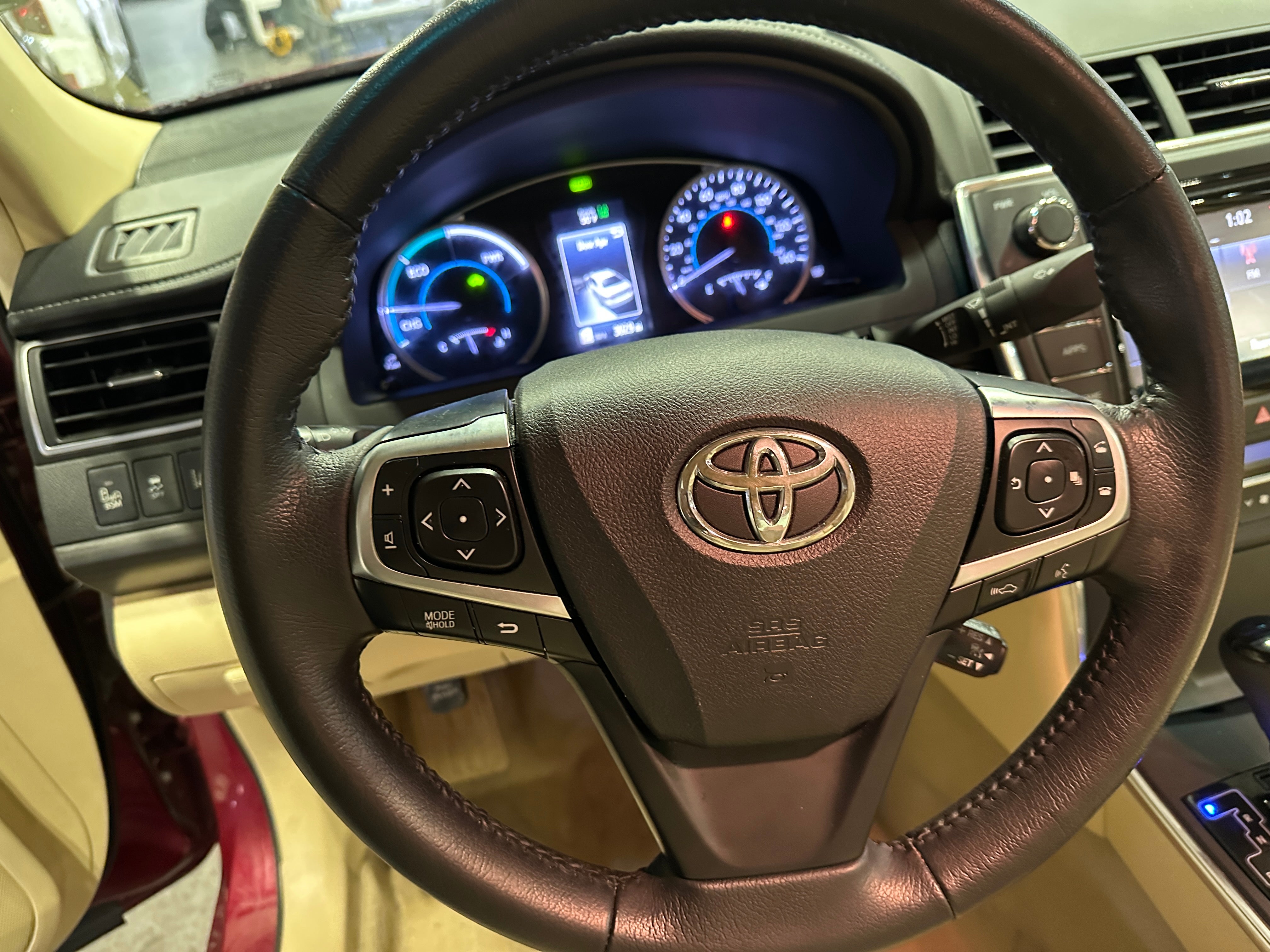 2015 Toyota Camry XLE 4