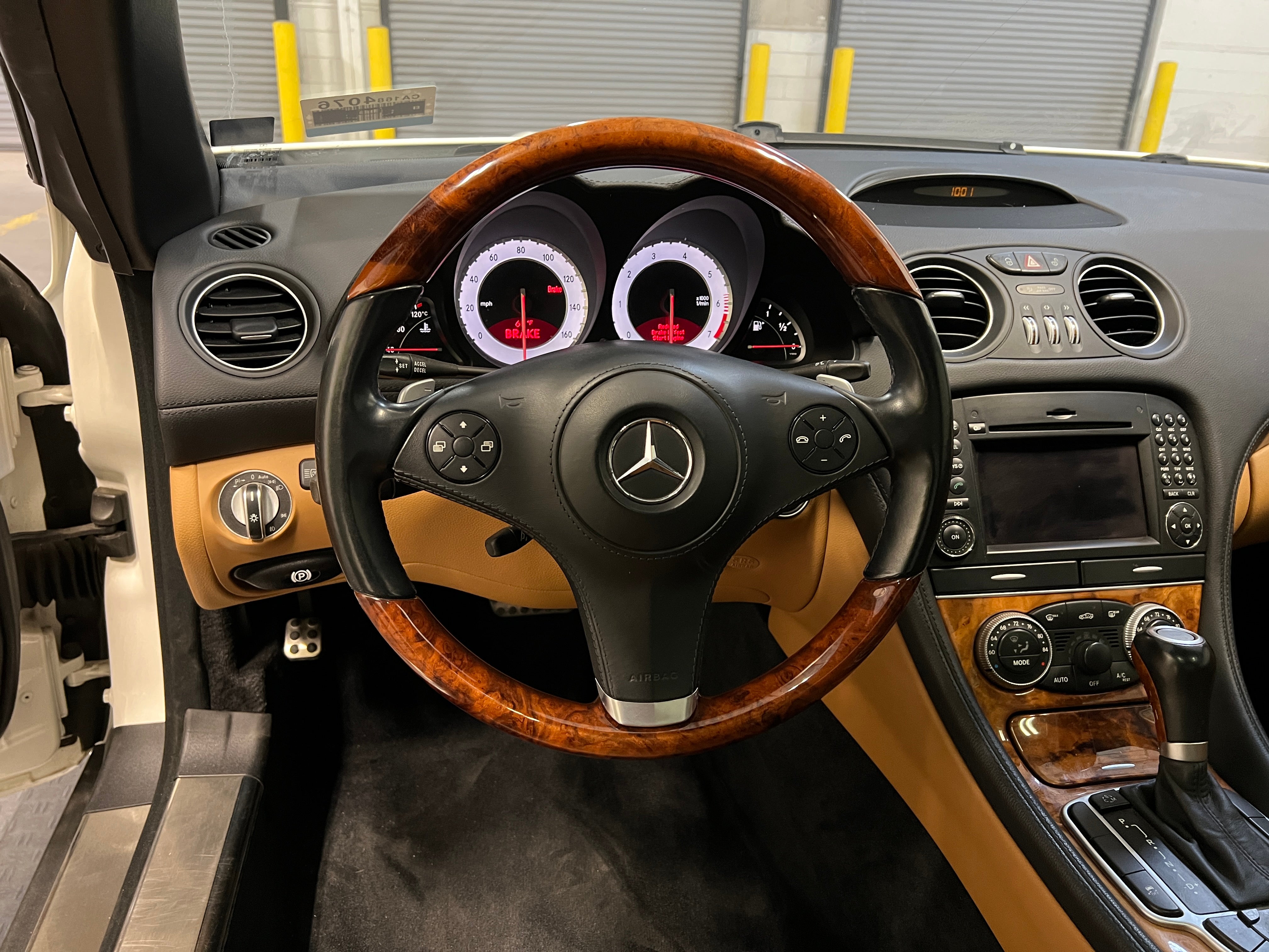 2011 Mercedes-Benz SL-Class SL 550 5