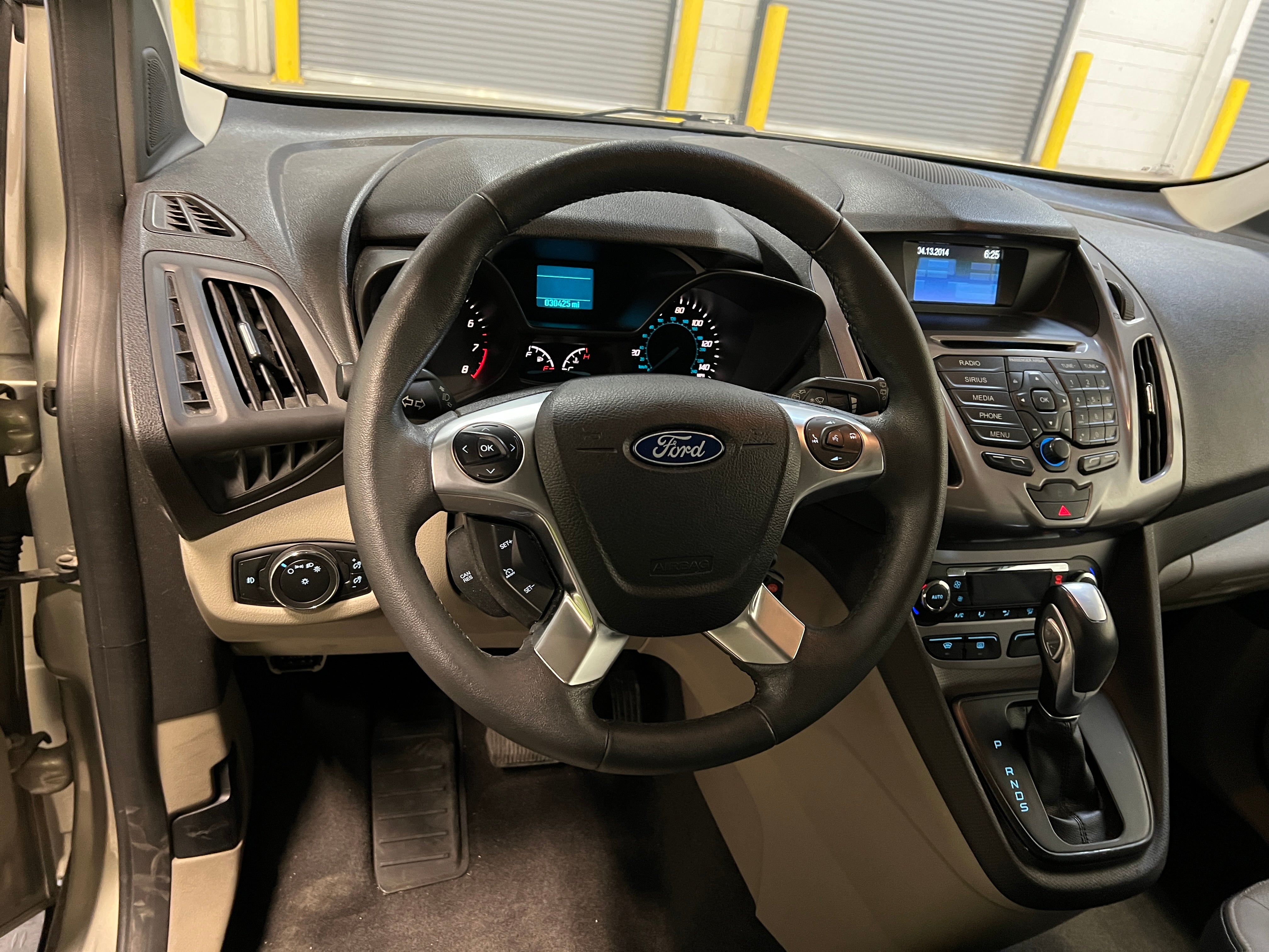 2014 Ford Transit Series Connect XLT 4