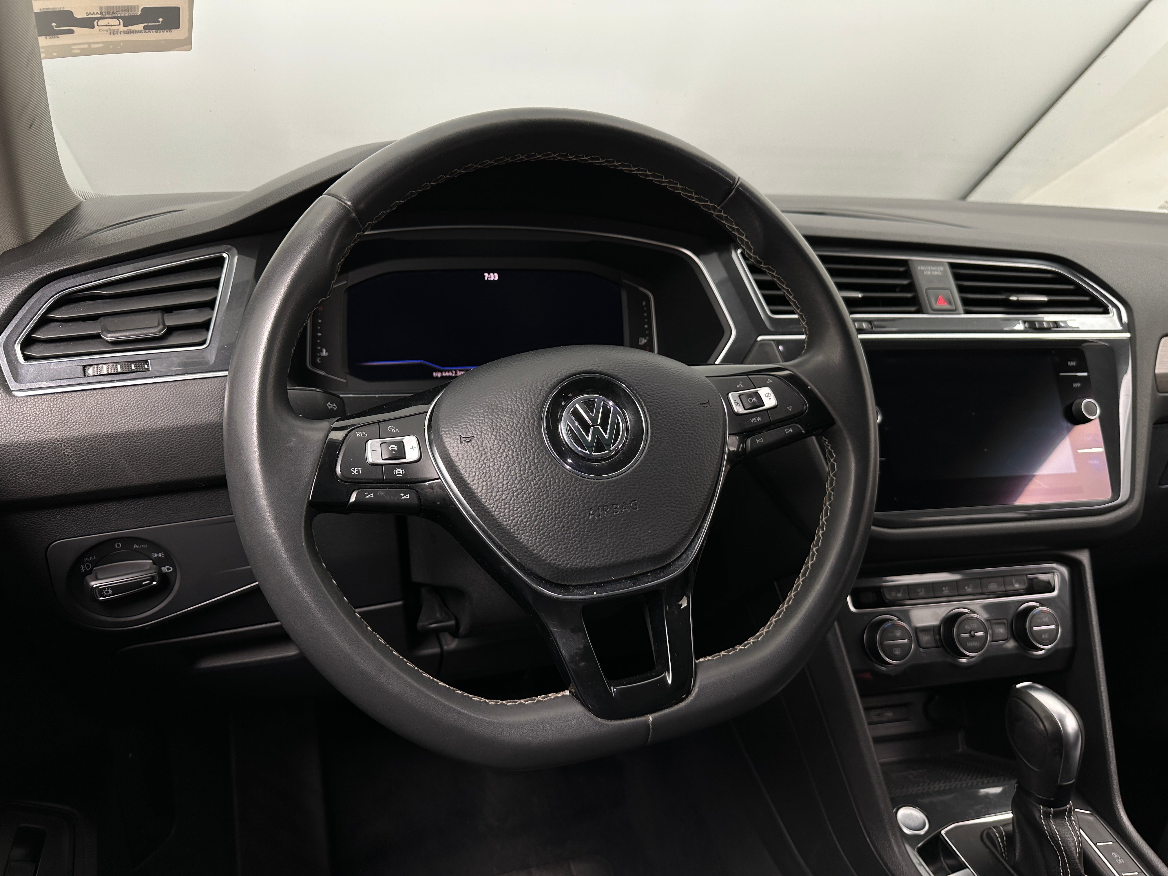 2021 Volkswagen Tiguan SEL 5