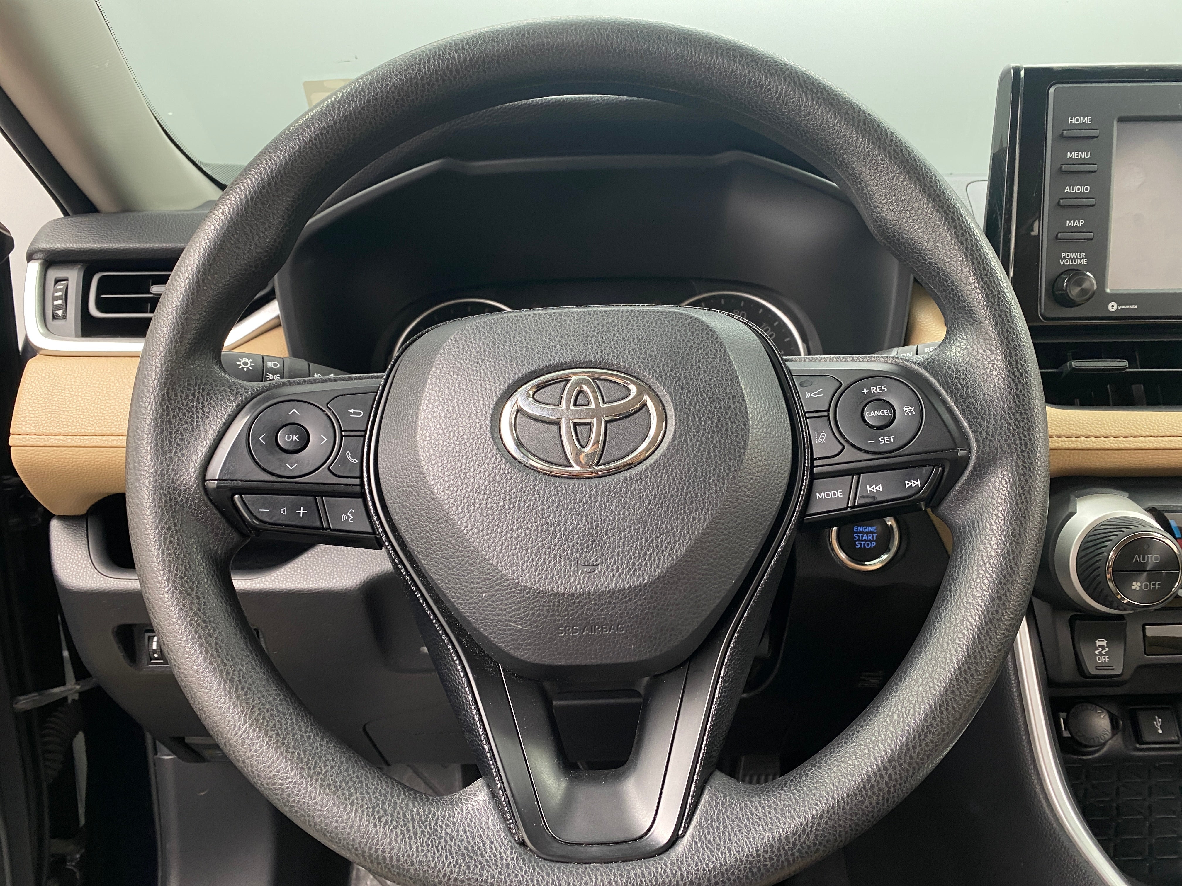 2021 Toyota RAV4 XLE 5