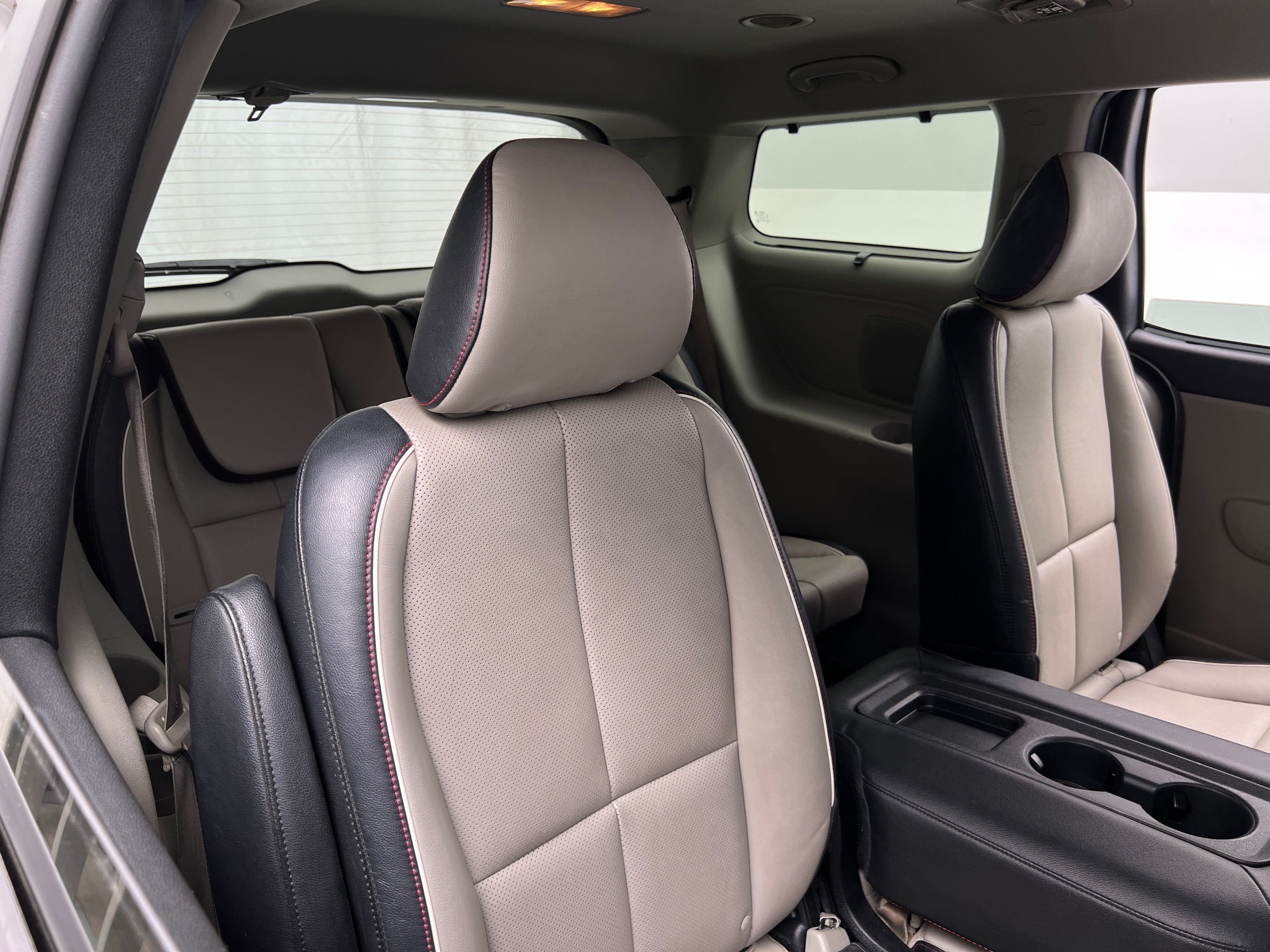 2019 Kia Sedona EX 6