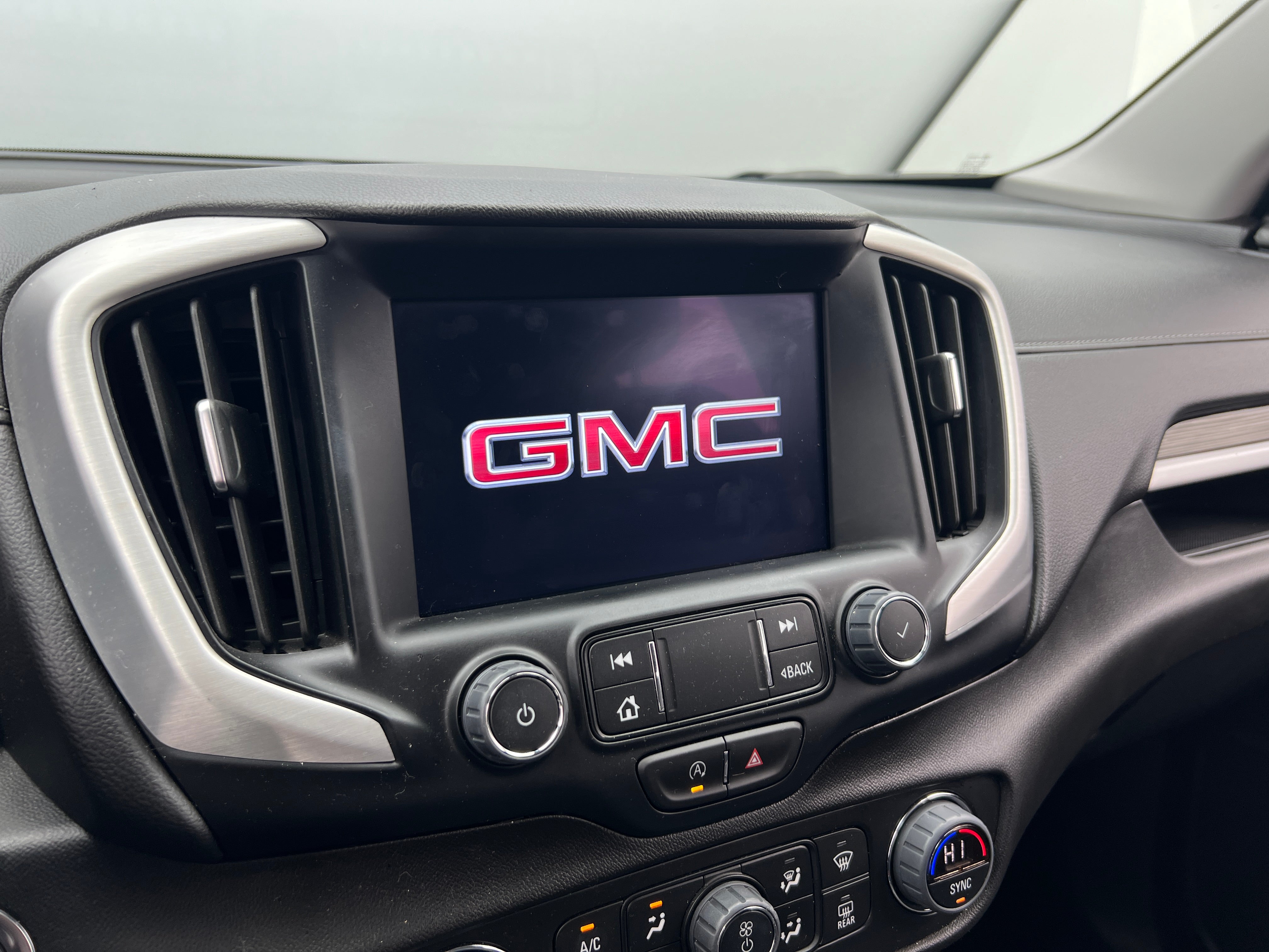 2024 GMC Terrain SLT 3