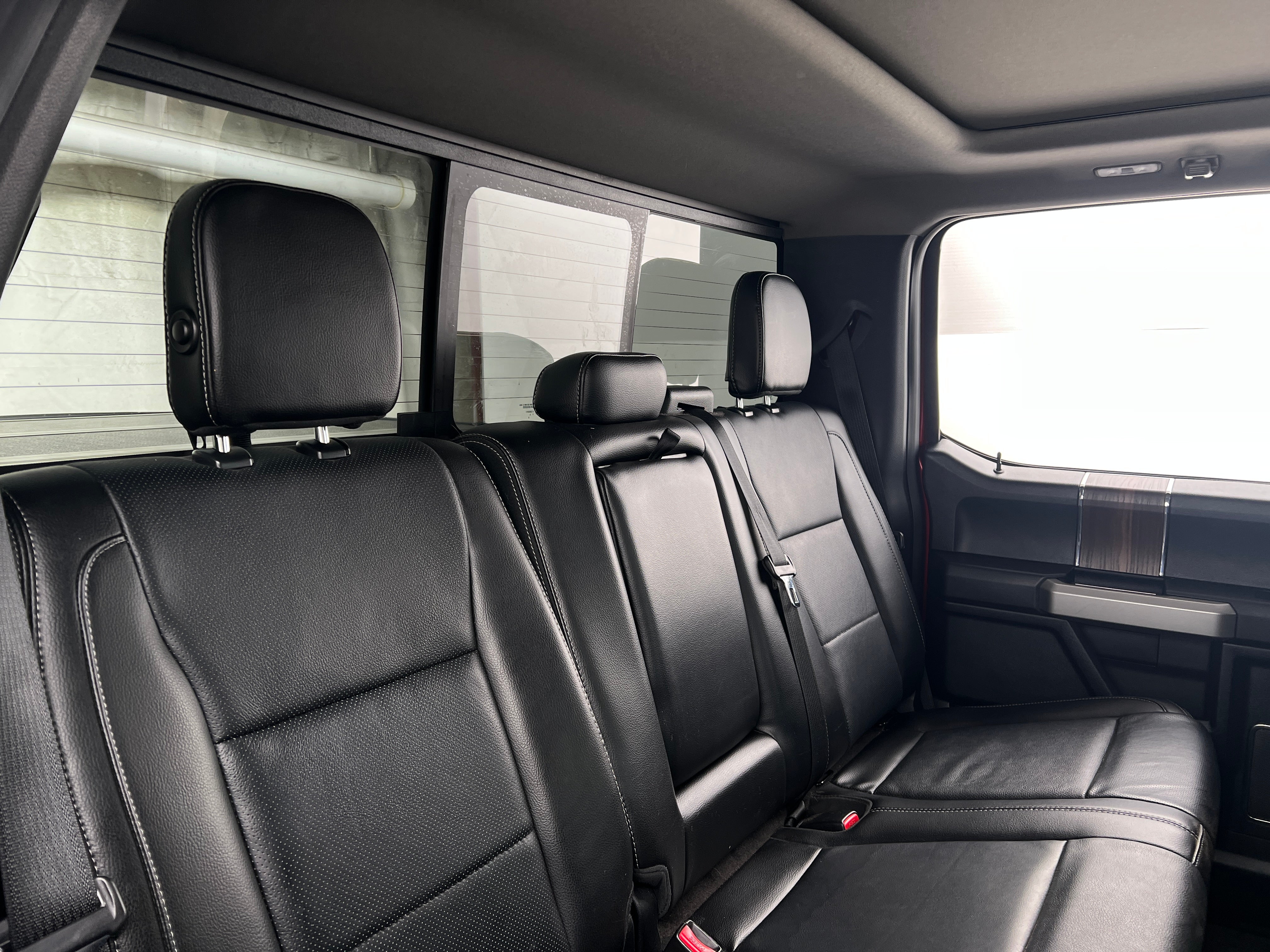 2017 Ford Econoline E-150 5