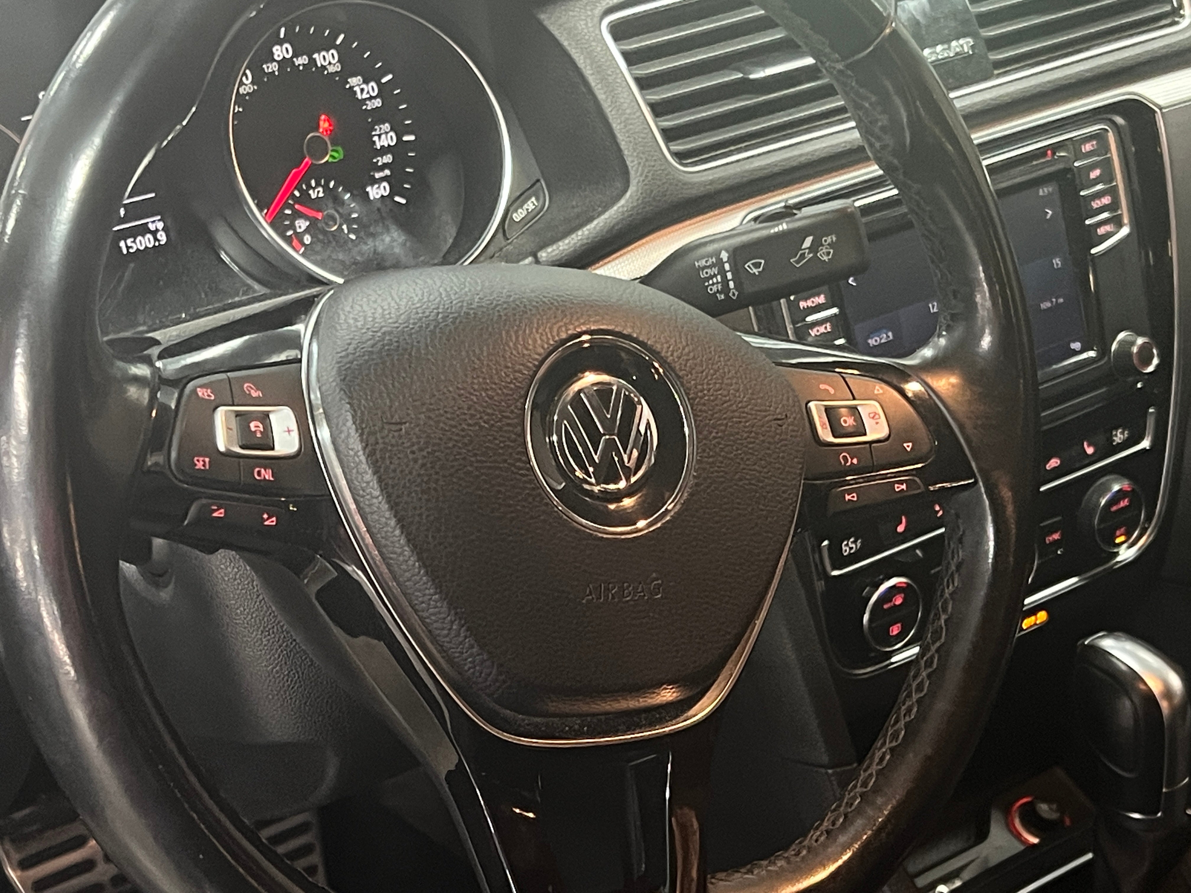 2018 Volkswagen Passat R-Line 5