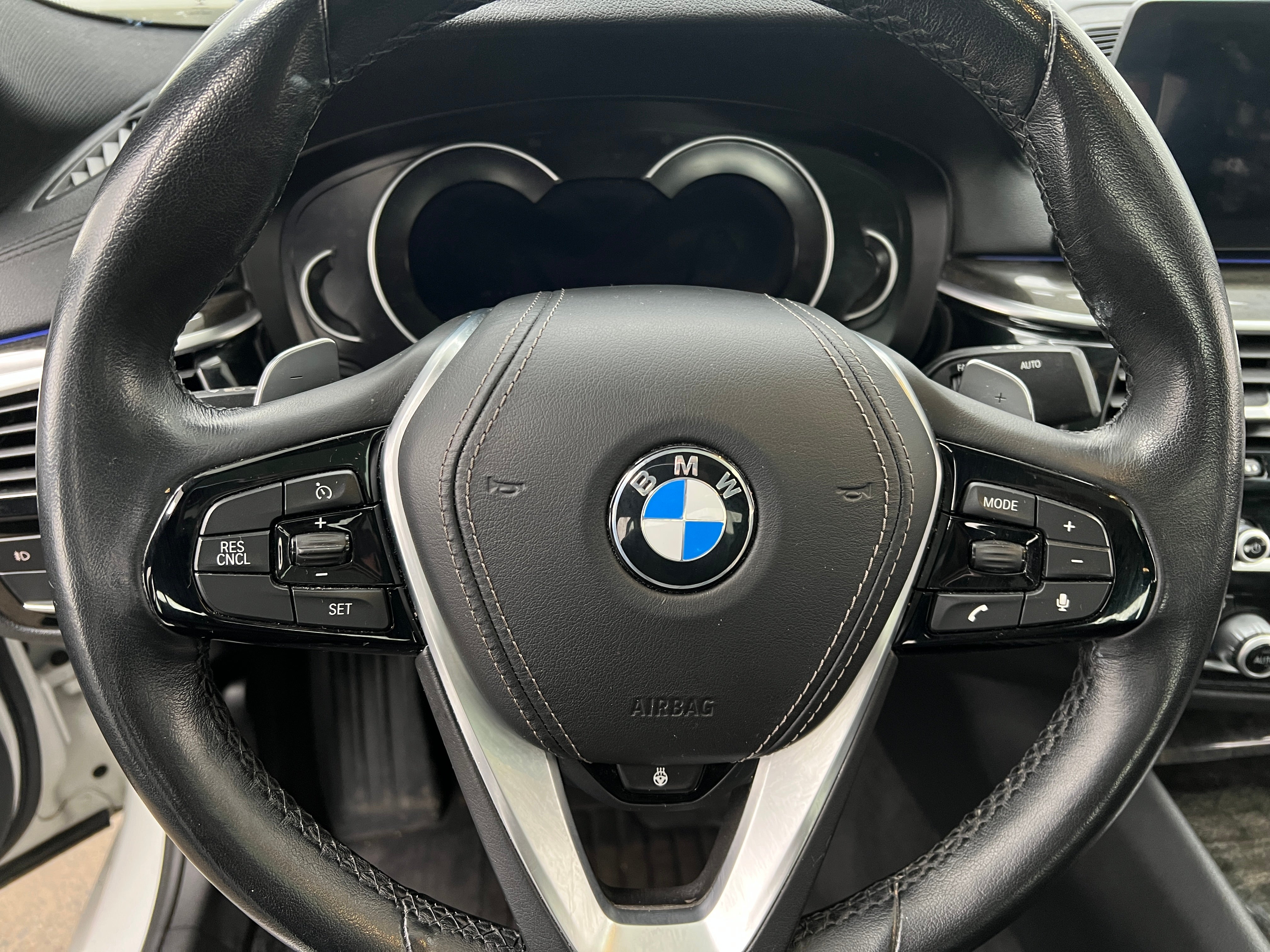 2017 BMW 5 Series 530i xDrive 5