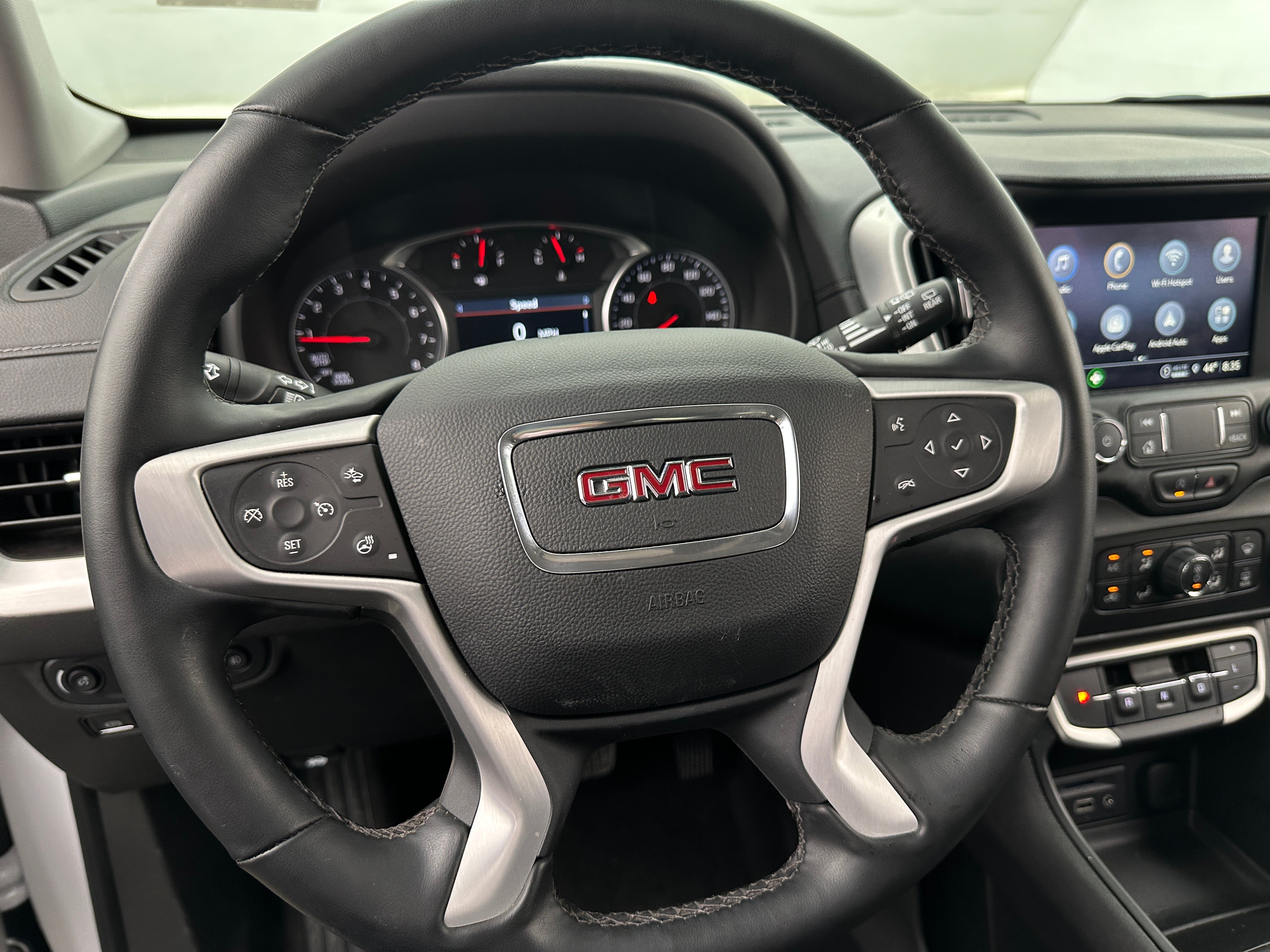 2024 GMC Terrain SLT 4