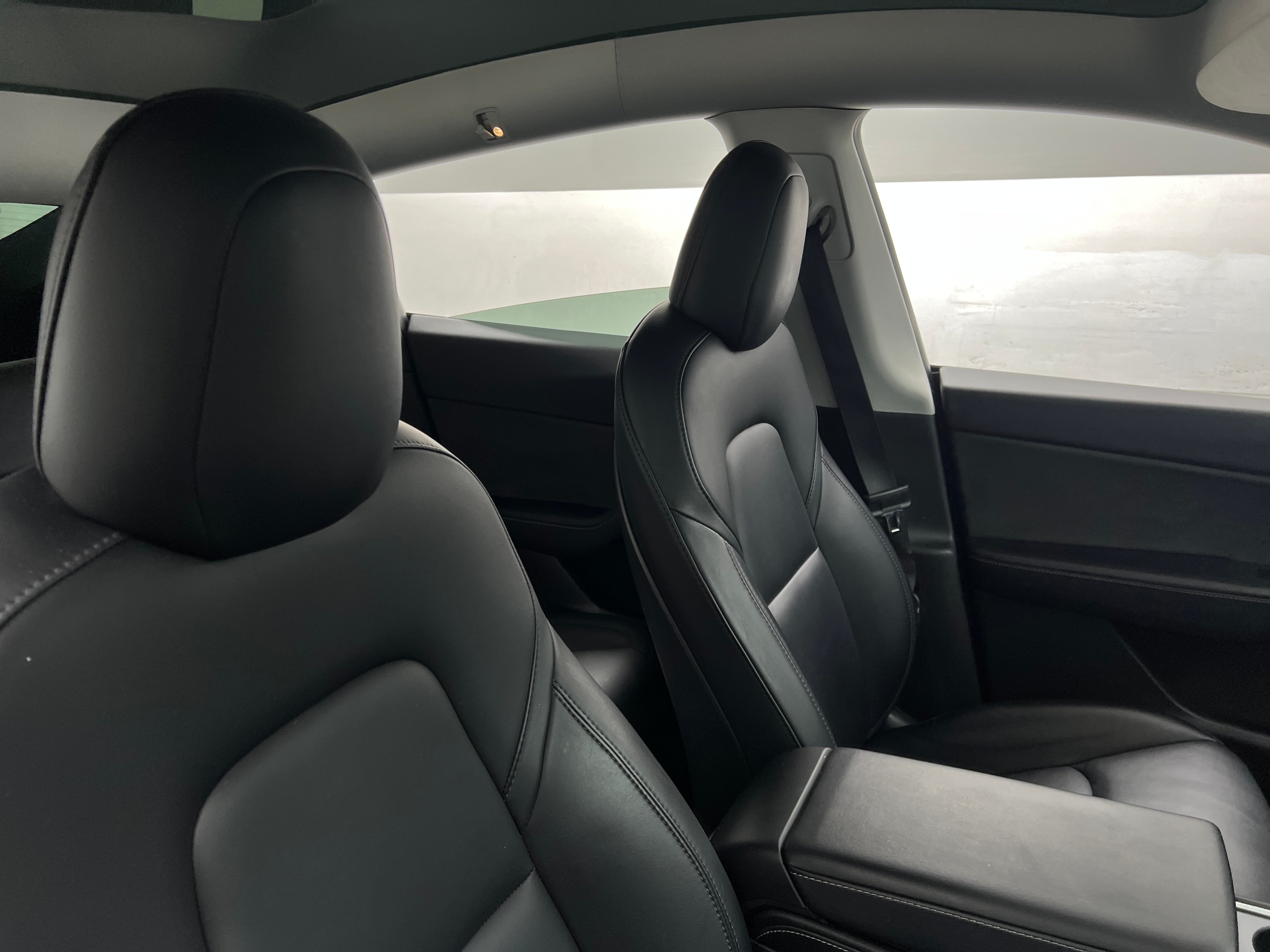 2021 Tesla Model Y Standard Range 2