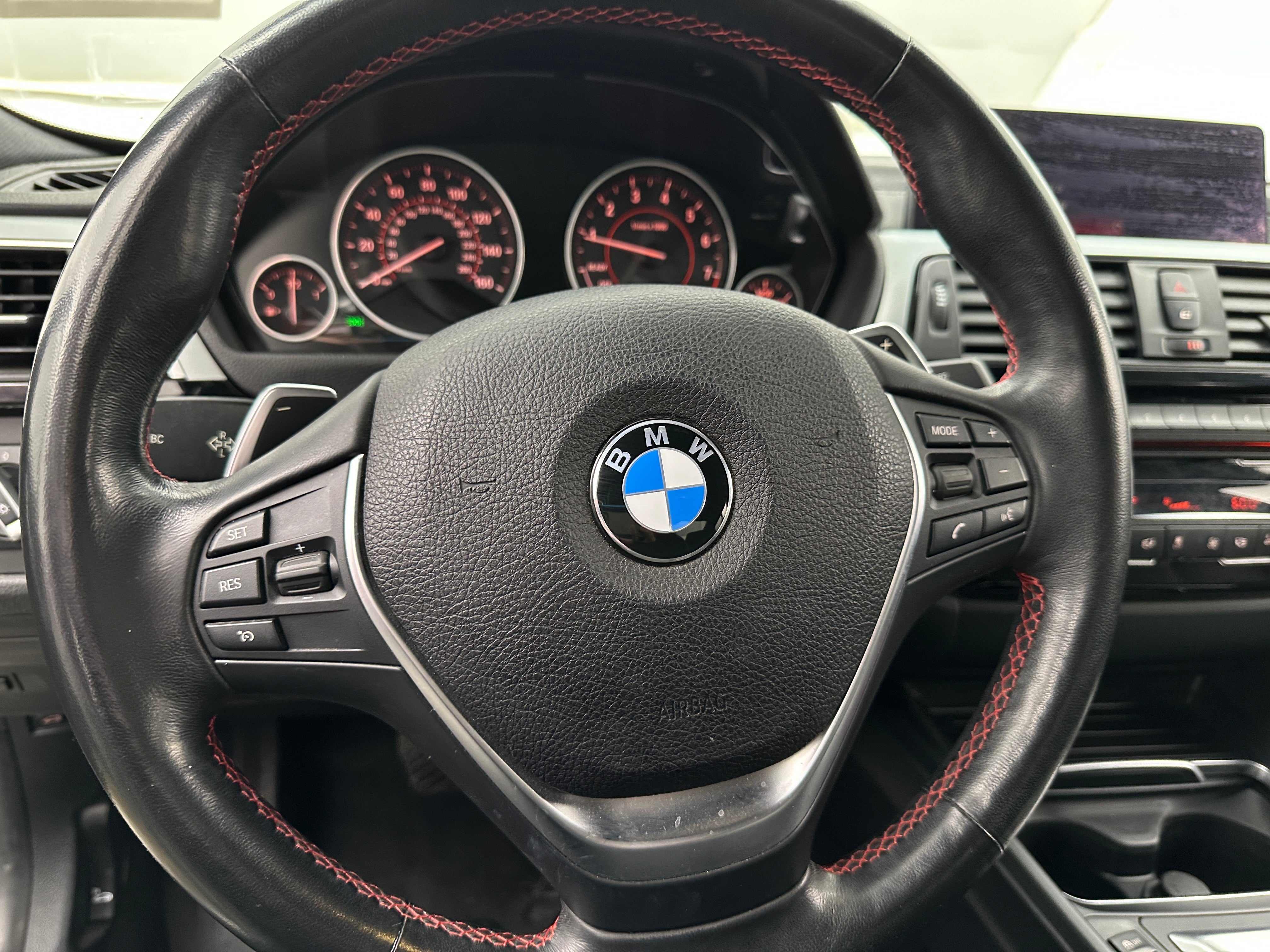 2018 BMW 3 Series 330e iPerformance 5