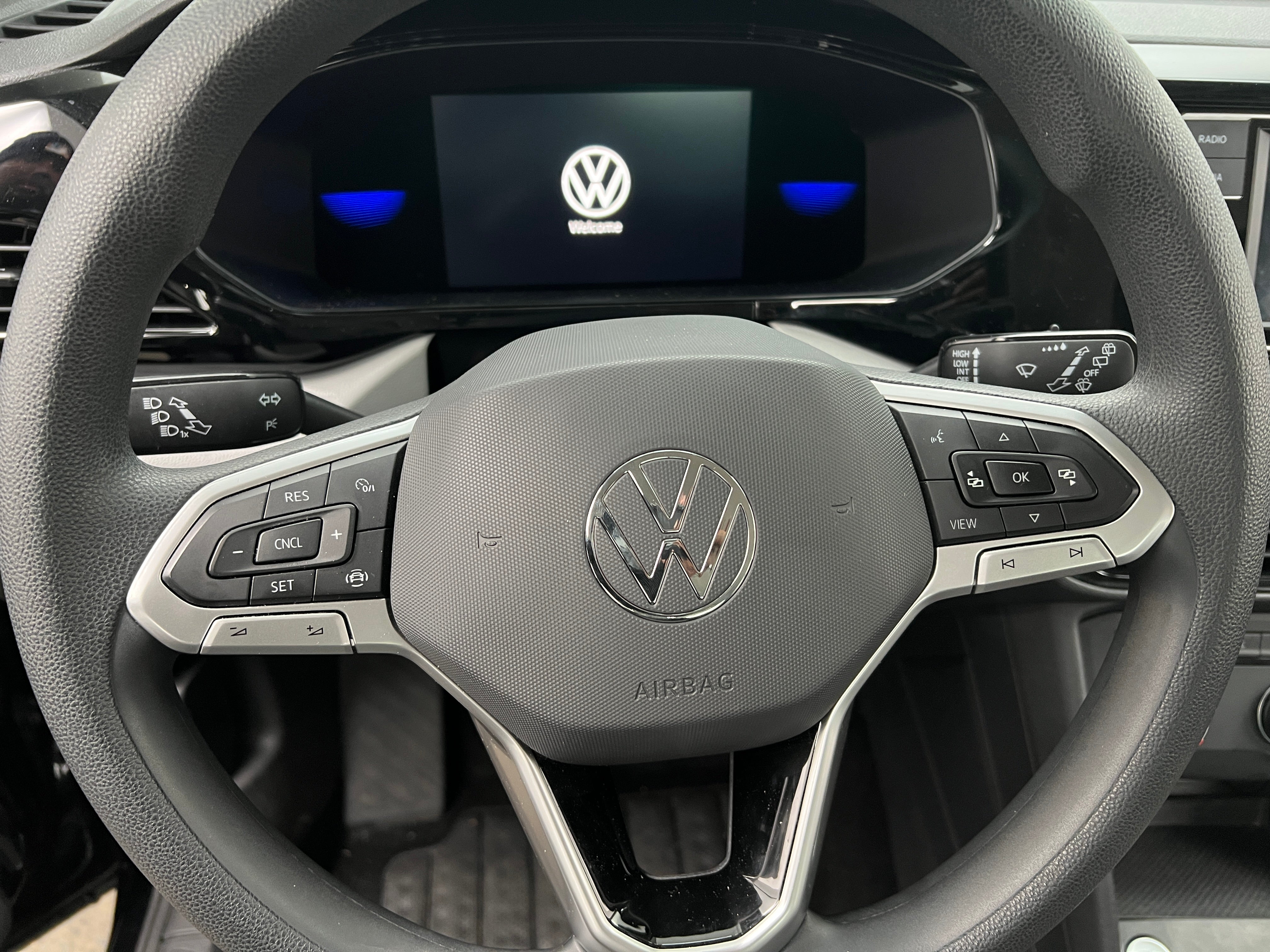 2022 Volkswagen Taos S 5