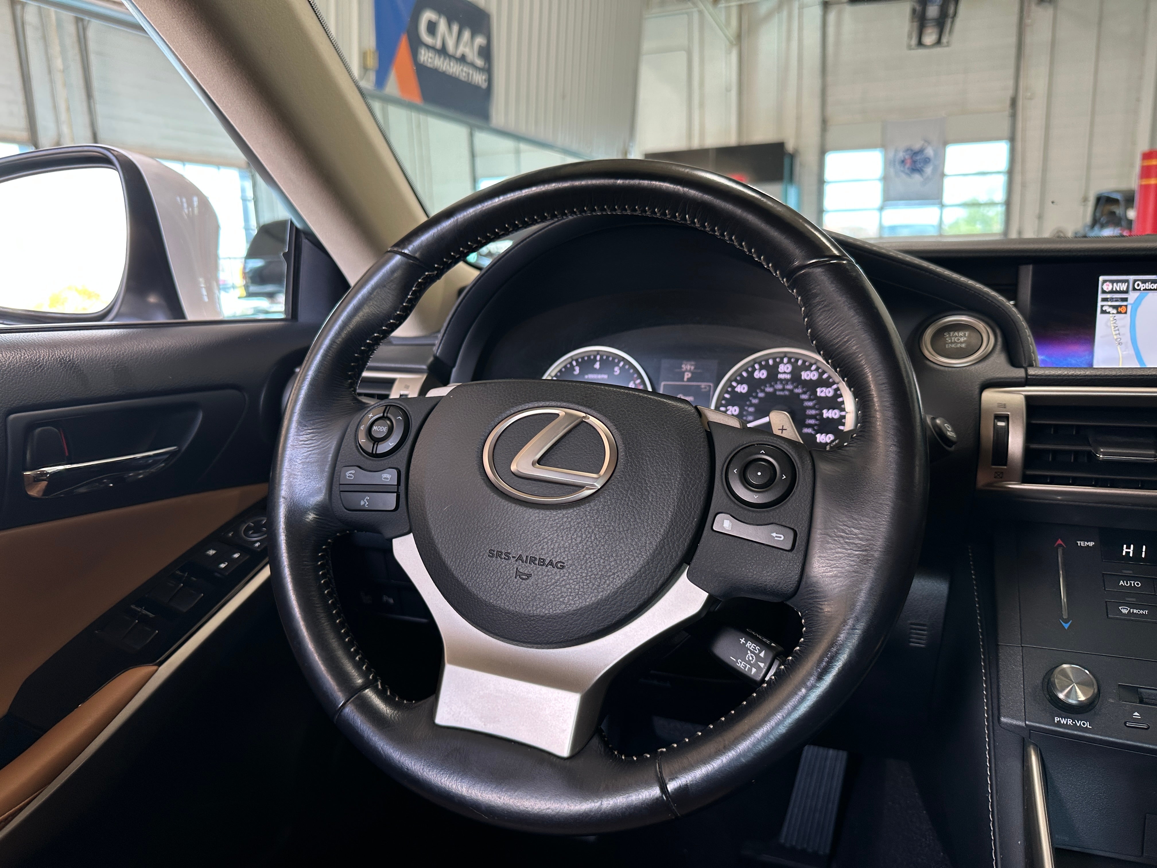 2016 Lexus IS 200t 5