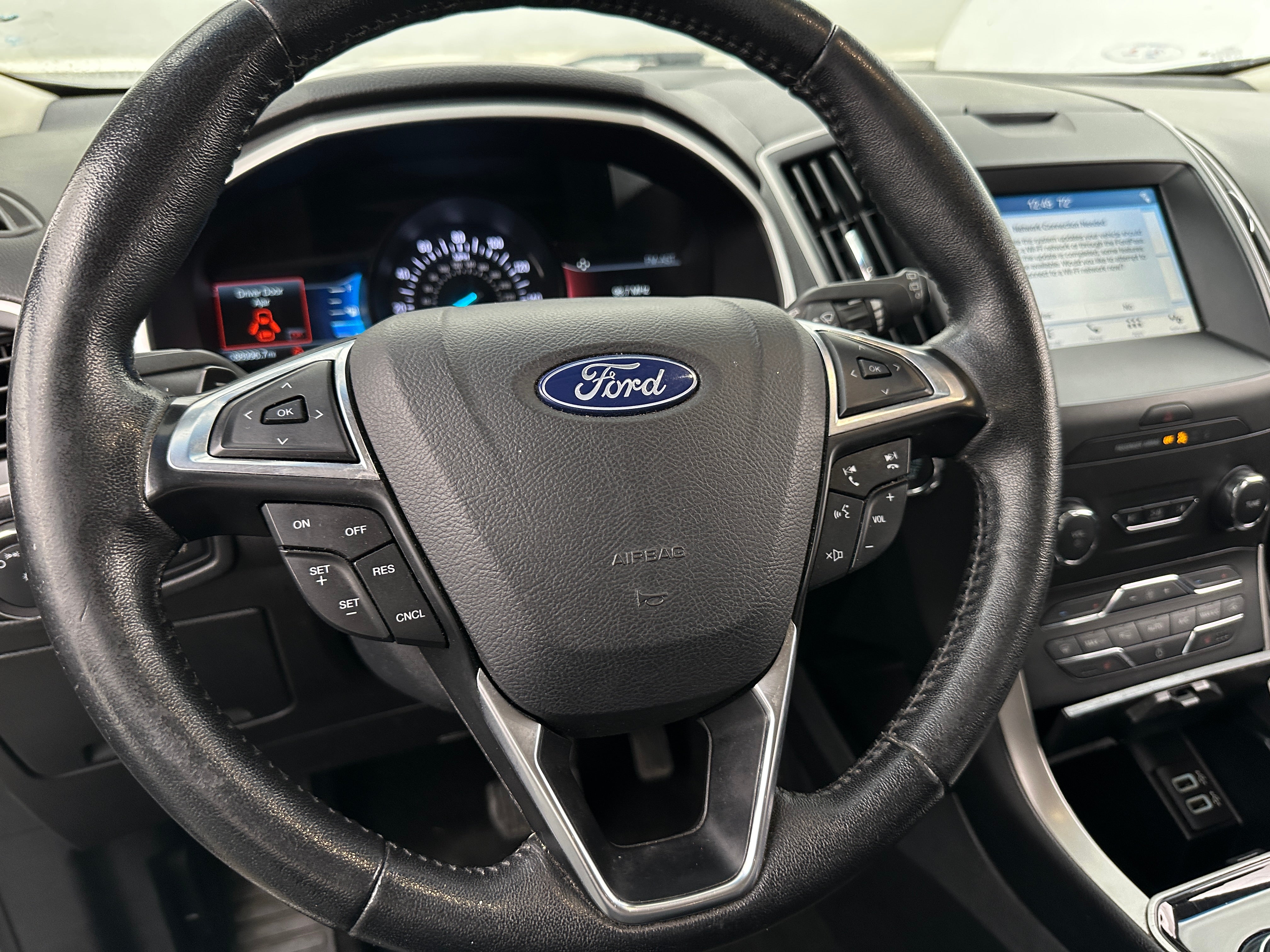 2019 Ford Edge SEL 5