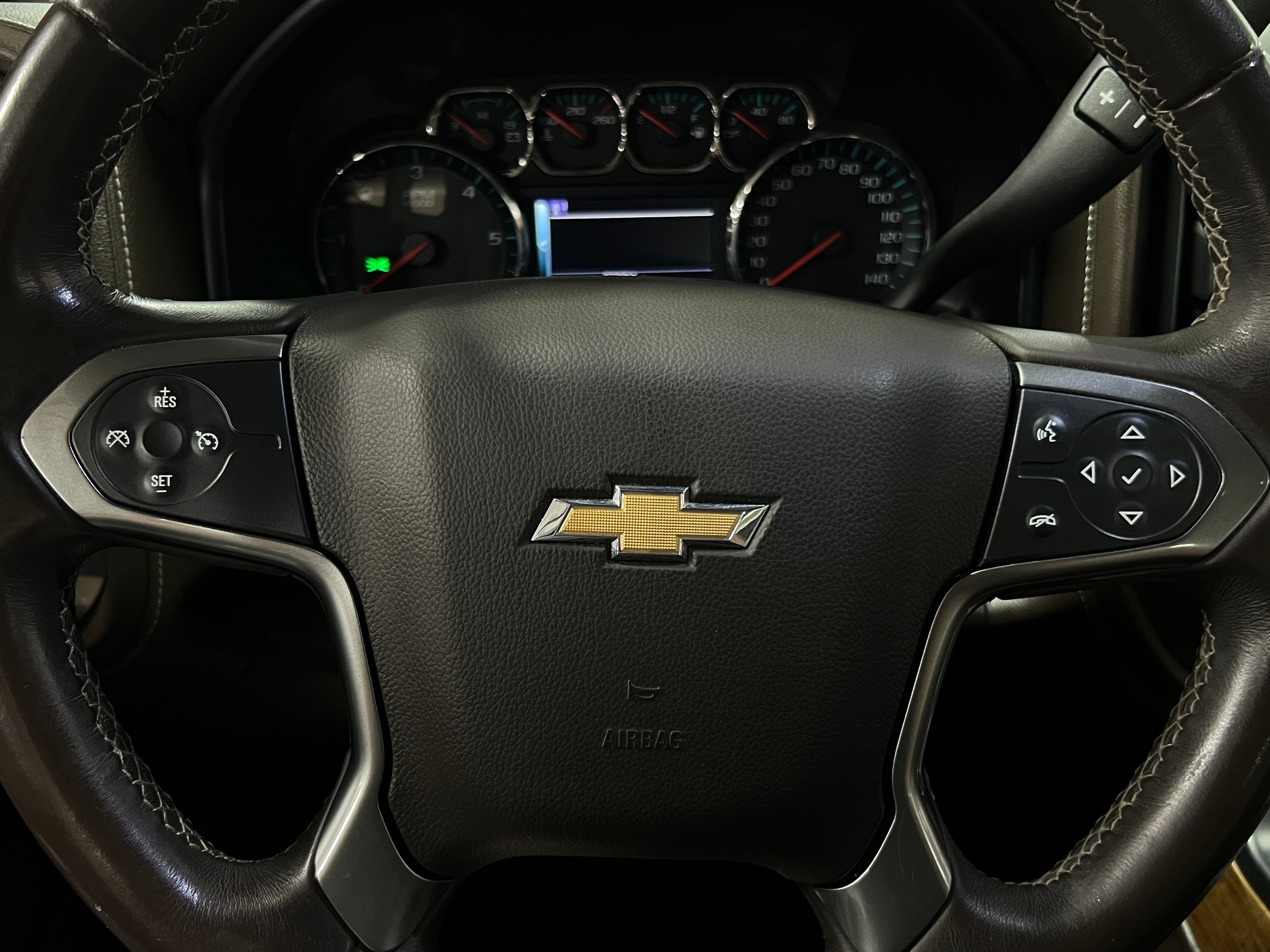 2015 Chevrolet Silverado 1500 LTZ 4