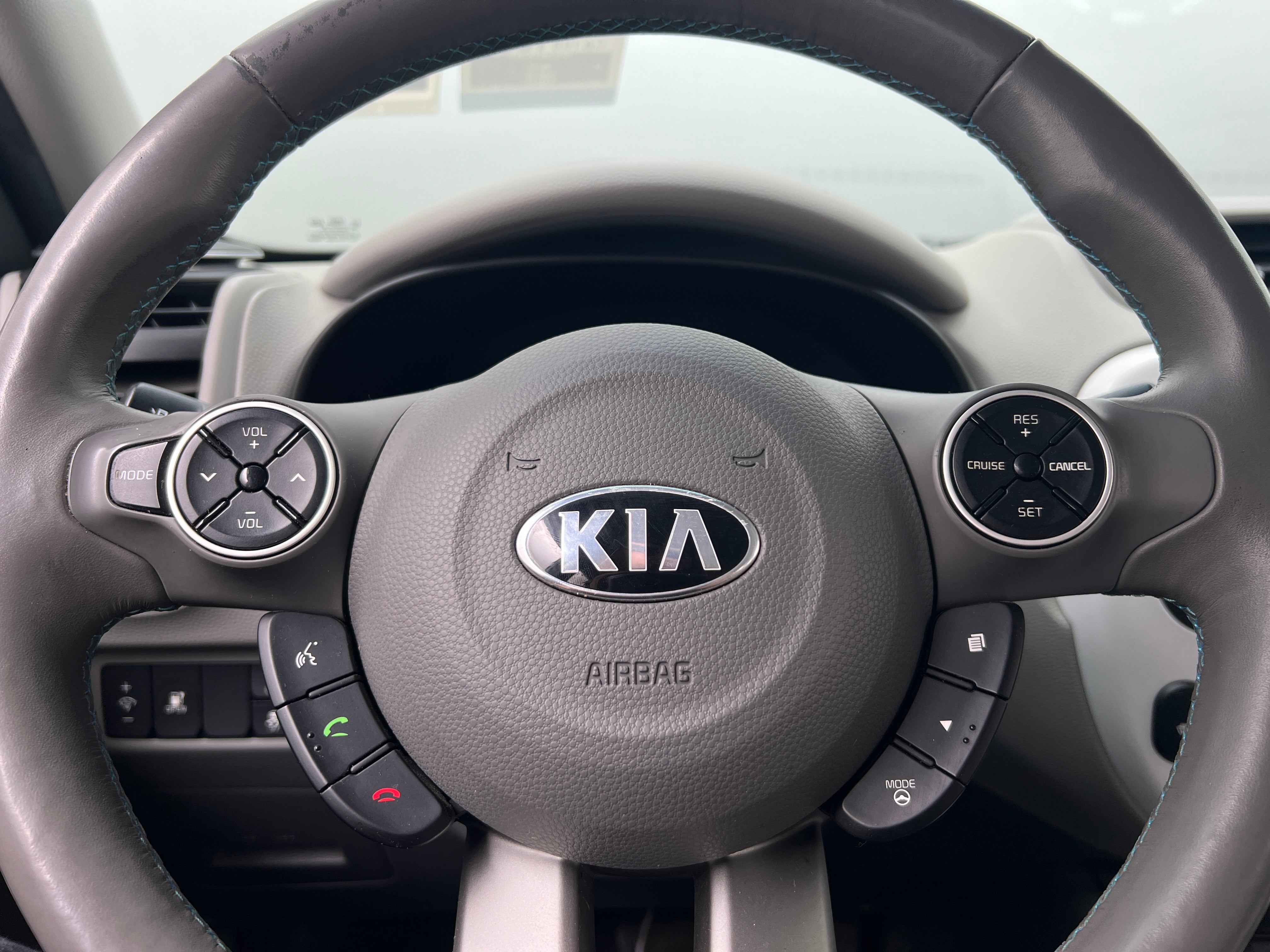 2017 Kia Soul EV Base 5