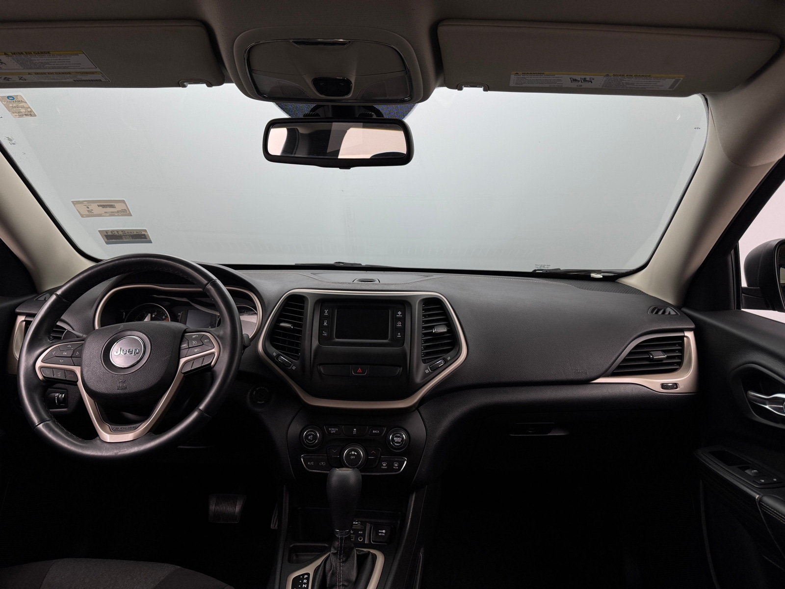 Thumbnail: 2017 Jeep Cherokee - 3