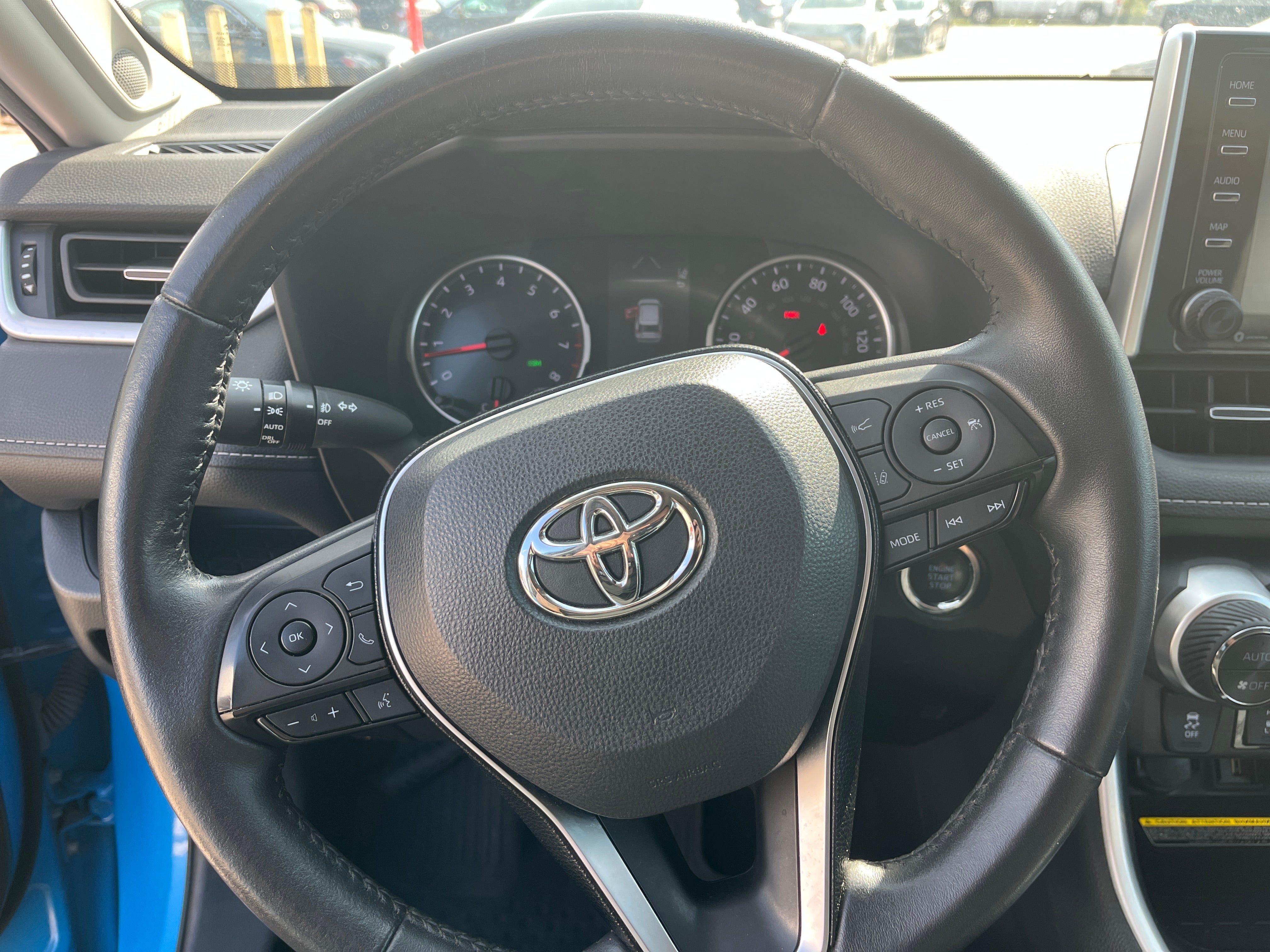 2020 Toyota RAV4 XLE Premium 5