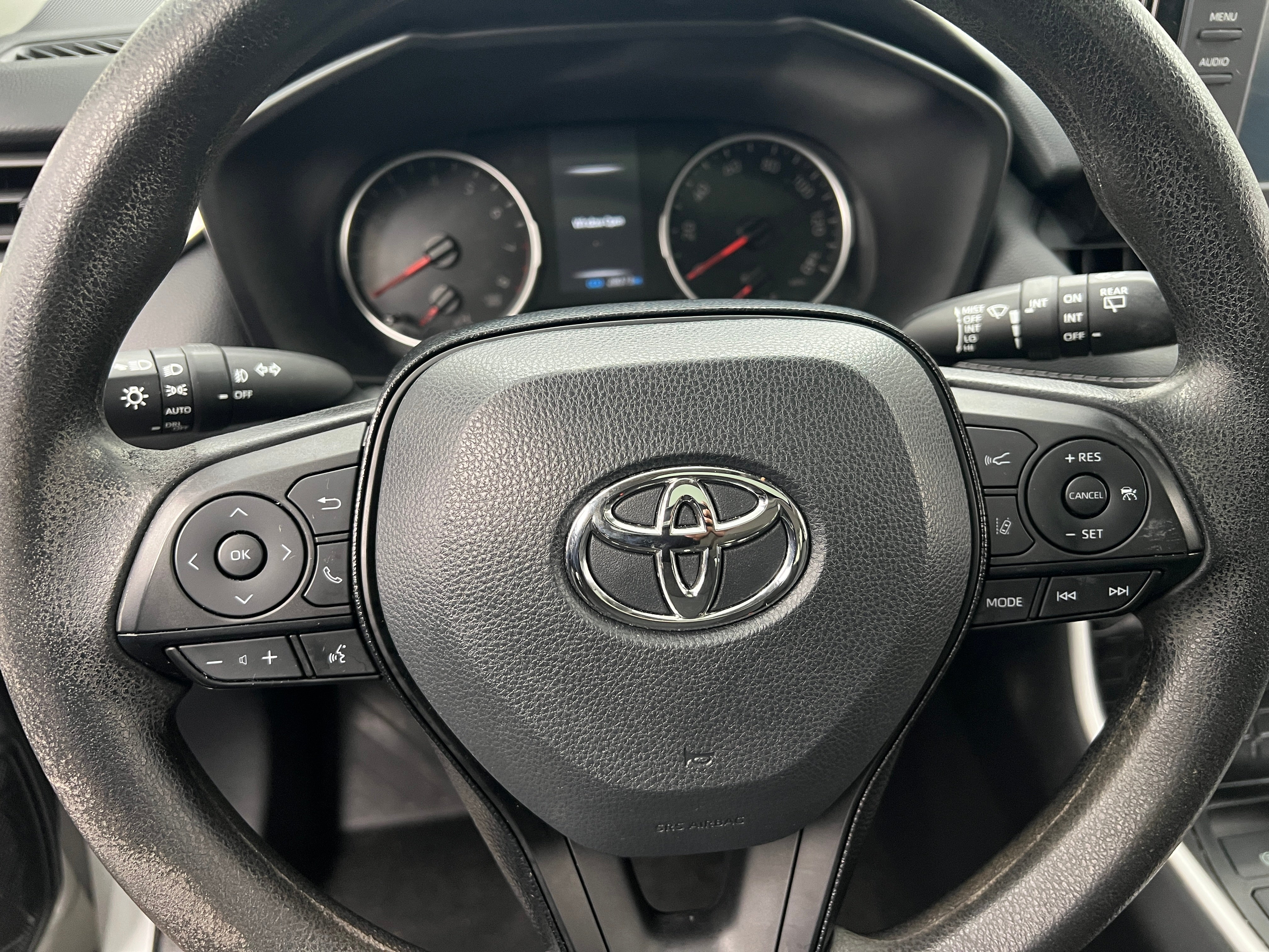 2021 Toyota RAV4 XLE Premium 5